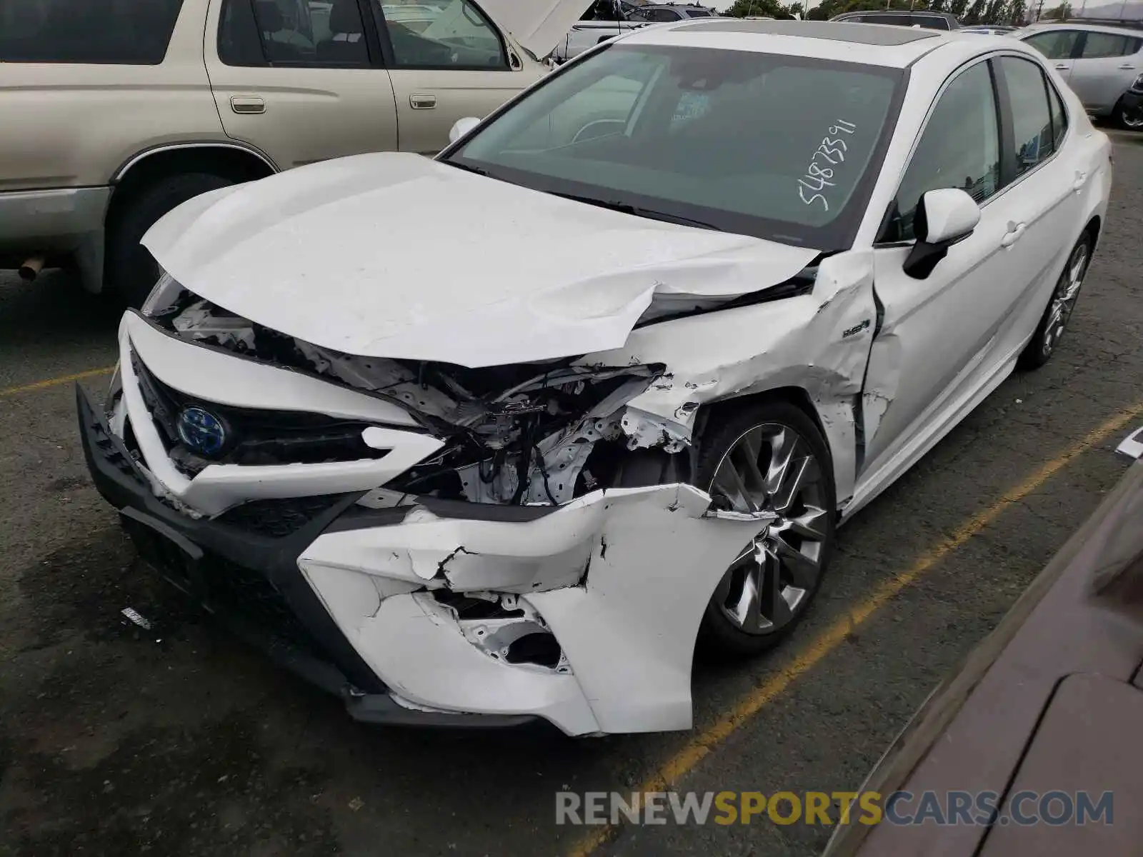 2 Photograph of a damaged car 4T1J31AK7LU521789 TOYOTA CAMRY 2020