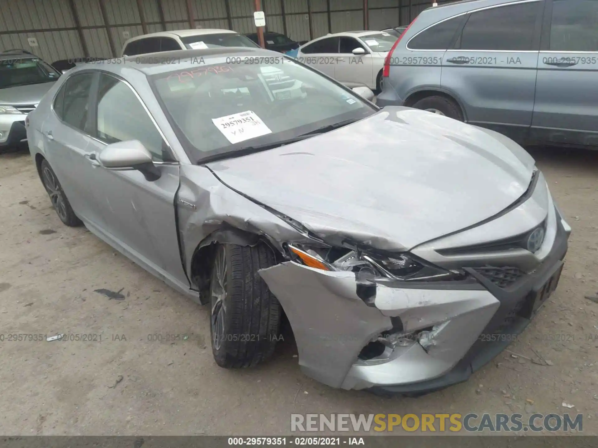 1 Photograph of a damaged car 4T1J31AK8LU532560 TOYOTA CAMRY 2020