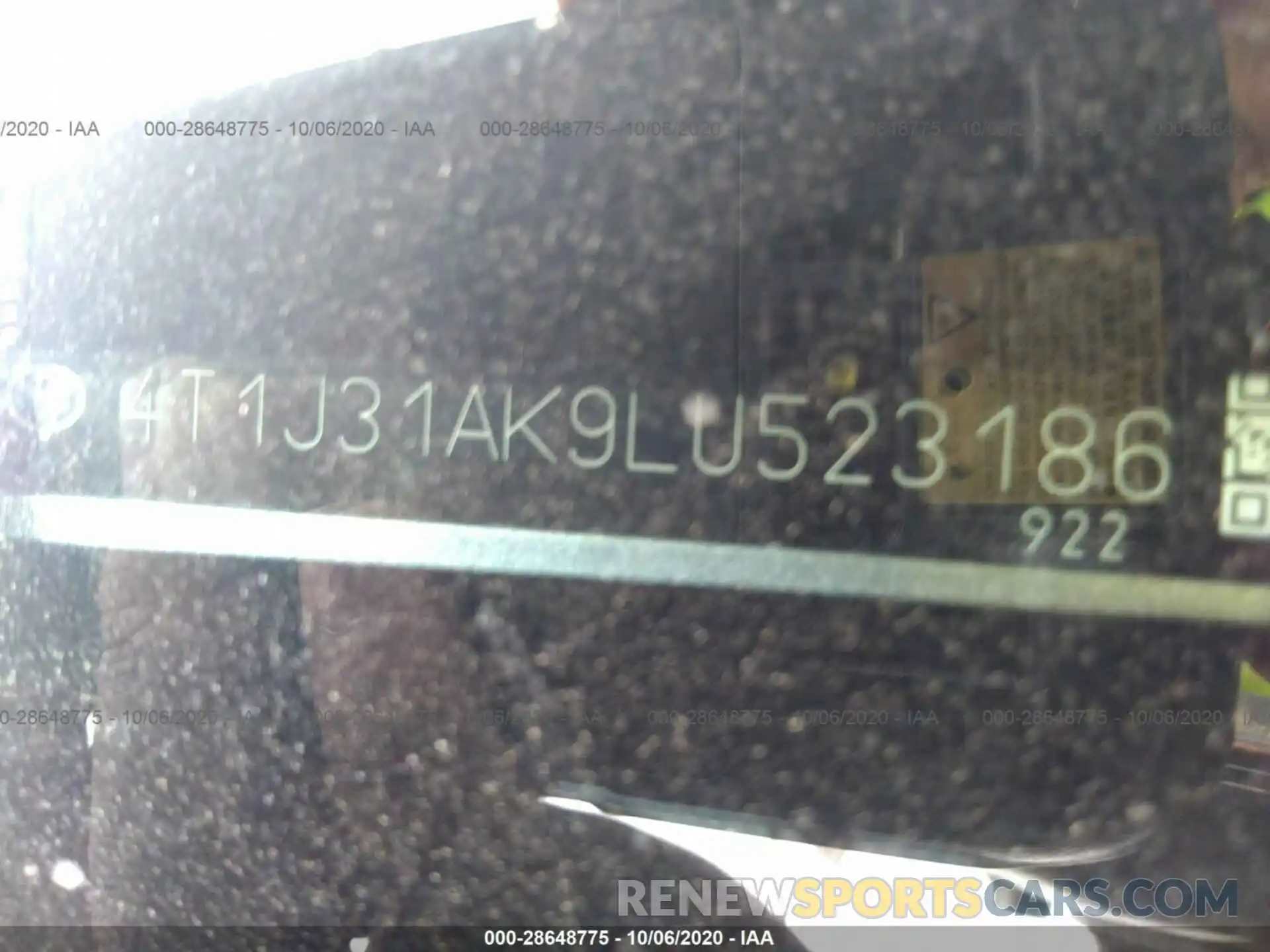 9 Photograph of a damaged car 4T1J31AK9LU523186 TOYOTA CAMRY 2020