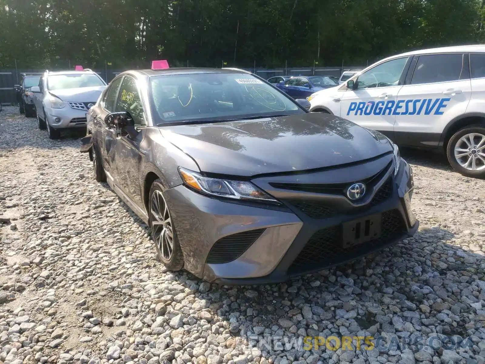 1 Photograph of a damaged car 4T1J31AK9LU545799 TOYOTA CAMRY 2020