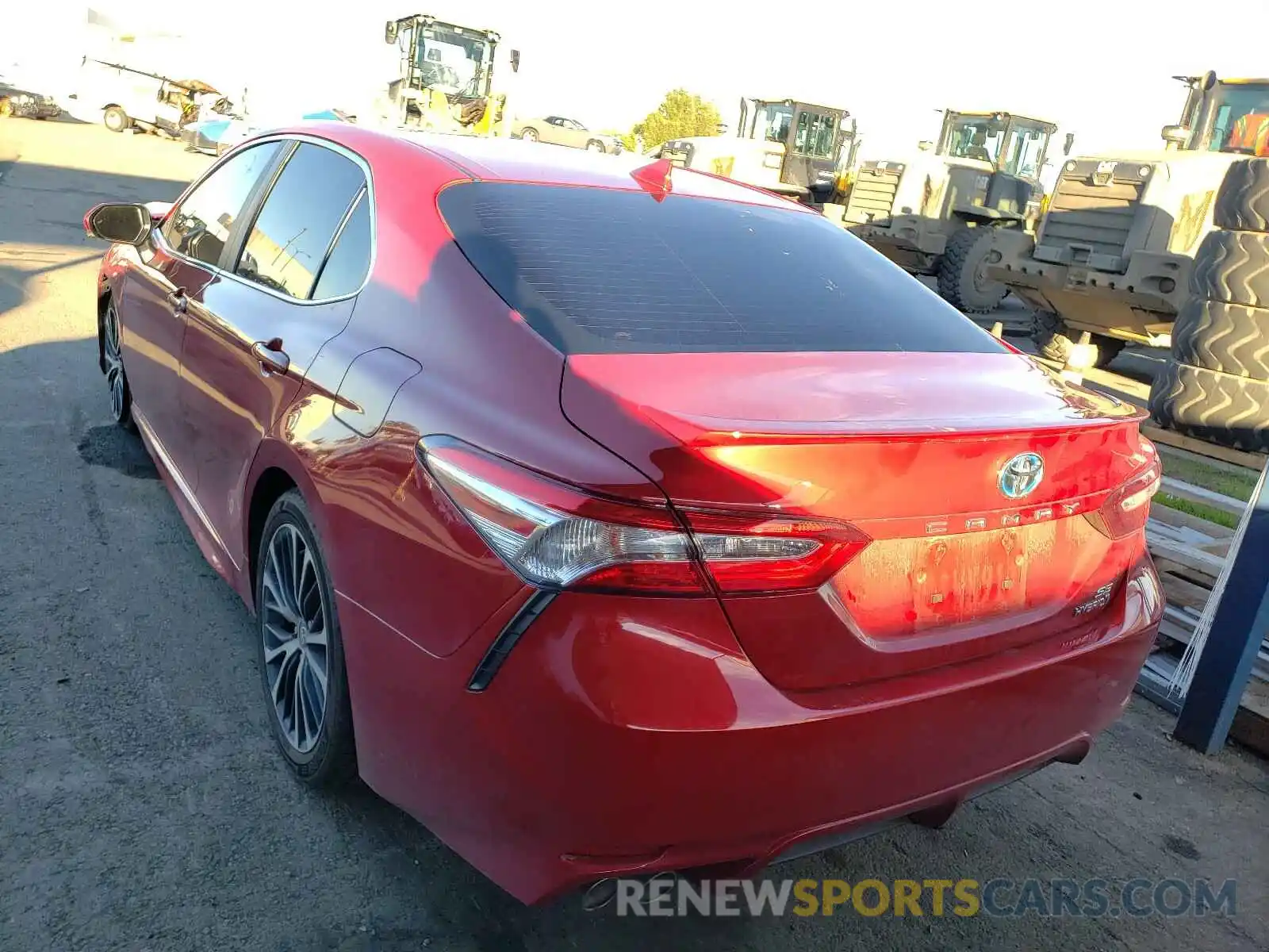 3 Photograph of a damaged car 4T1J31AKXLU015048 TOYOTA CAMRY 2020