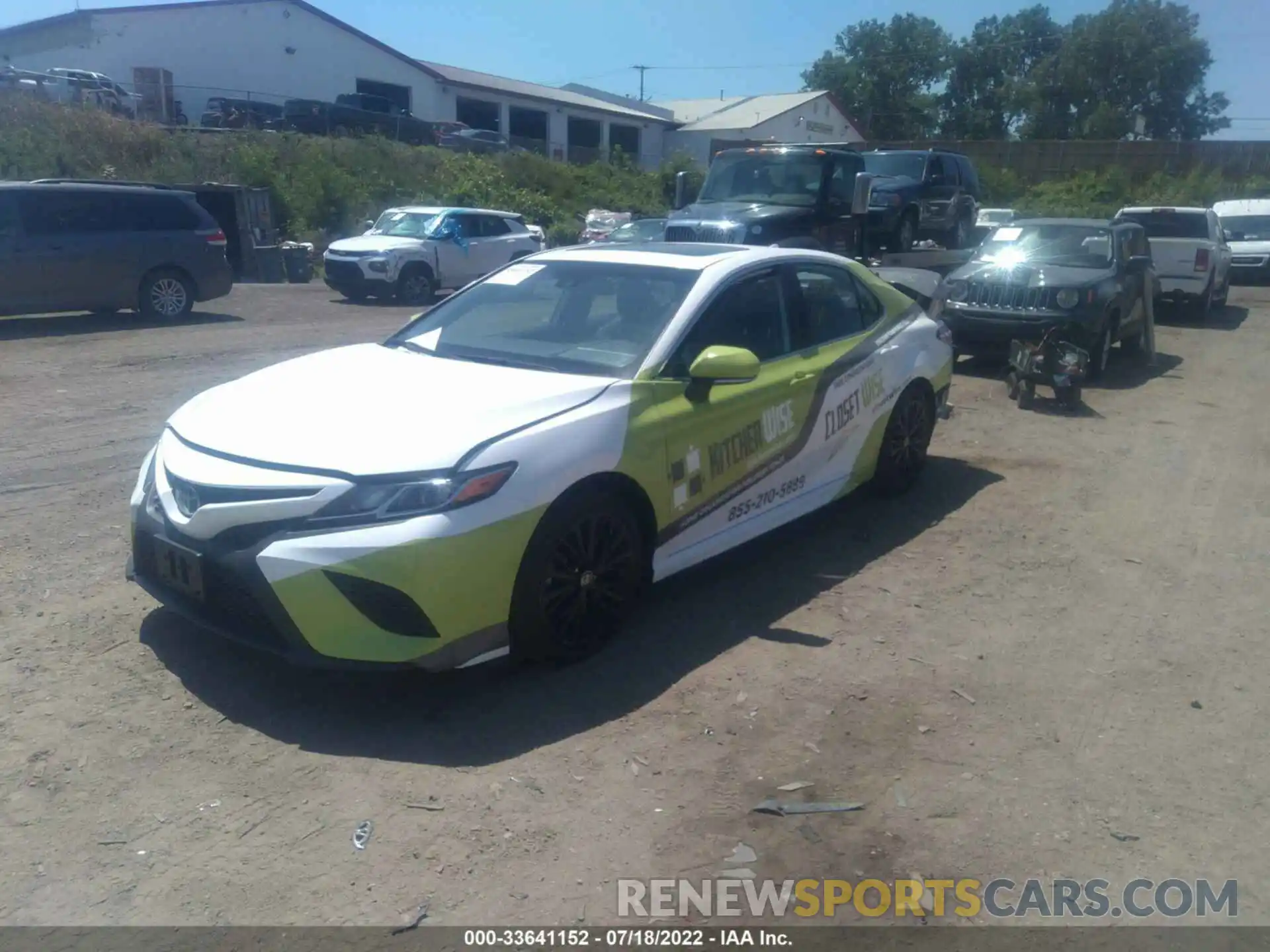 2 Photograph of a damaged car 4T1J31AKXLU539624 TOYOTA CAMRY 2020