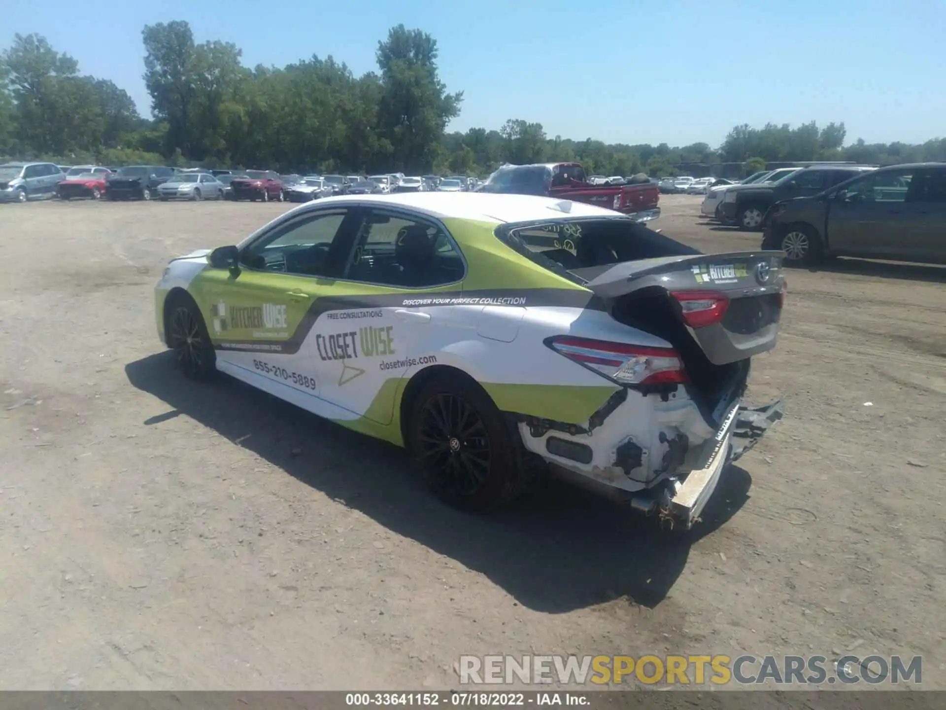 3 Photograph of a damaged car 4T1J31AKXLU539624 TOYOTA CAMRY 2020