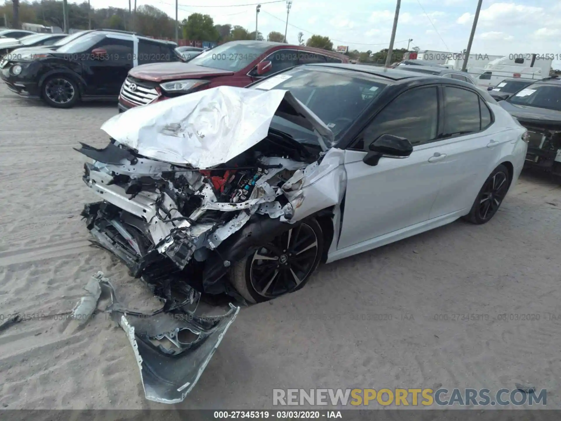 2 Photograph of a damaged car 4T1K61AK0LU303138 TOYOTA CAMRY 2020