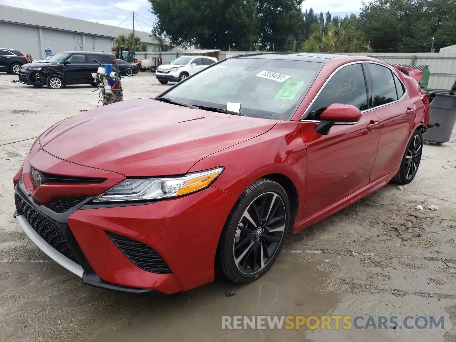 2 Photograph of a damaged car 4T1K61AK0LU315919 TOYOTA CAMRY 2020