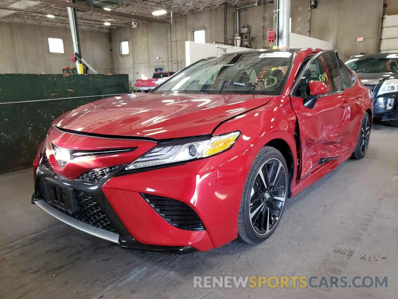 2 Photograph of a damaged car 4T1K61AK0LU322644 TOYOTA CAMRY 2020