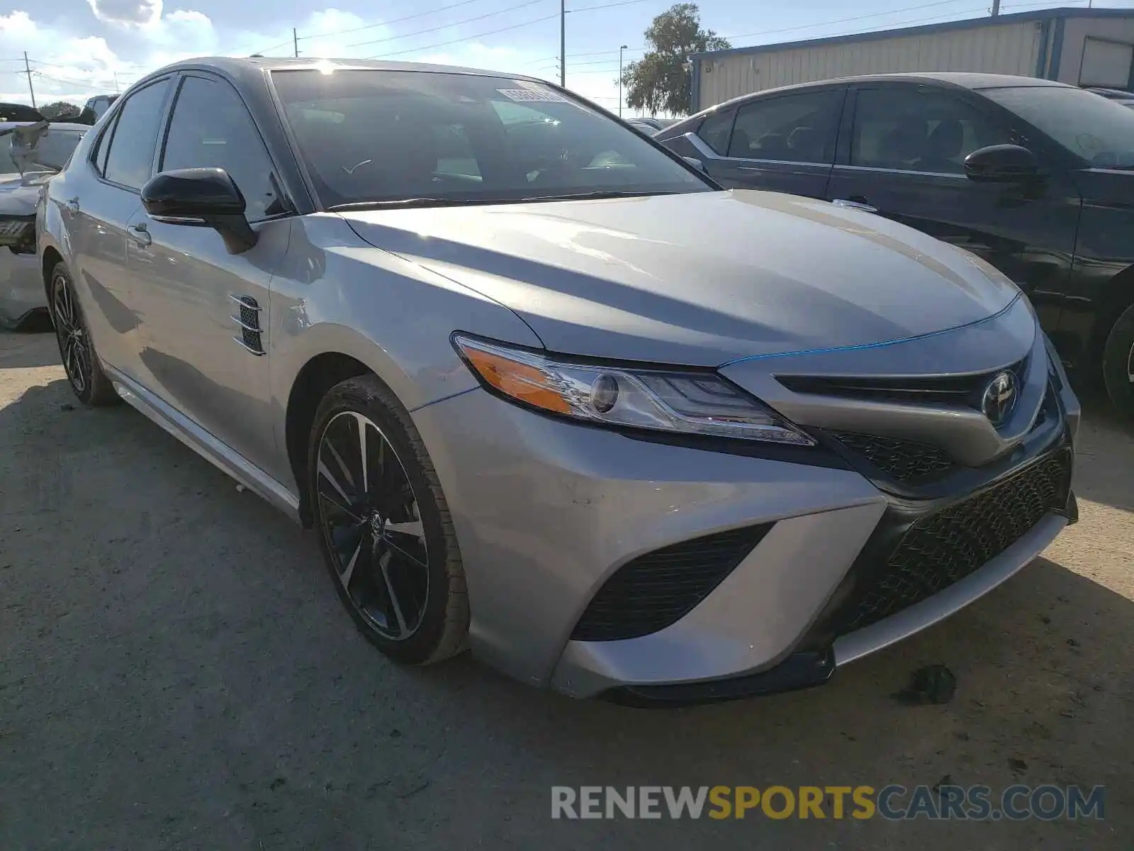 1 Photograph of a damaged car 4T1K61AK0LU324135 TOYOTA CAMRY 2020