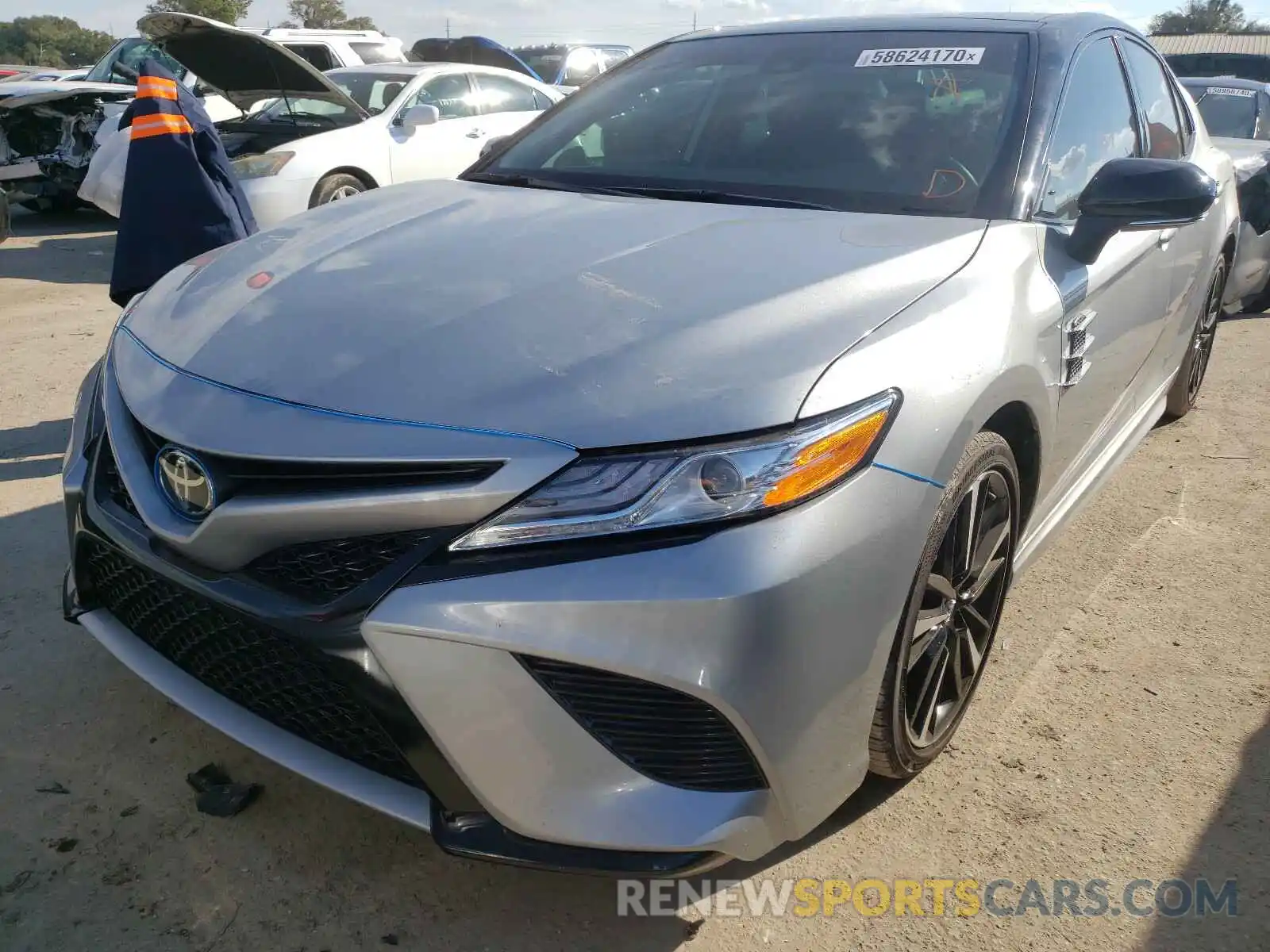 2 Photograph of a damaged car 4T1K61AK0LU324135 TOYOTA CAMRY 2020