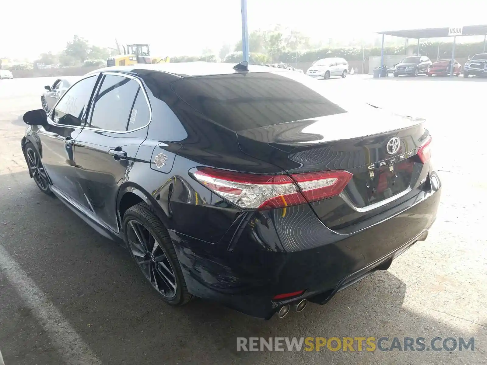 3 Photograph of a damaged car 4T1K61AK0LU326130 TOYOTA CAMRY 2020