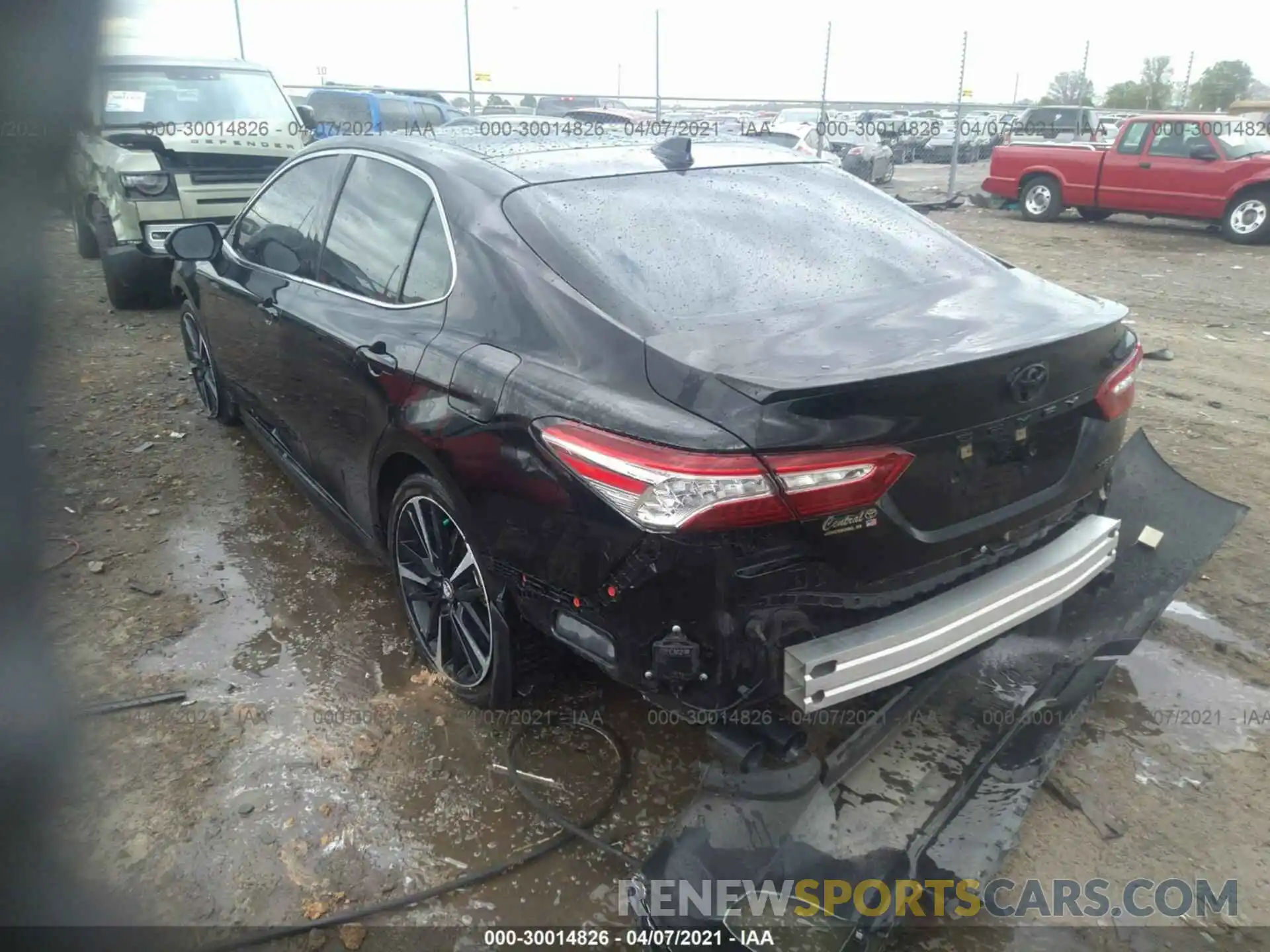 3 Photograph of a damaged car 4T1K61AK0LU330792 TOYOTA CAMRY 2020