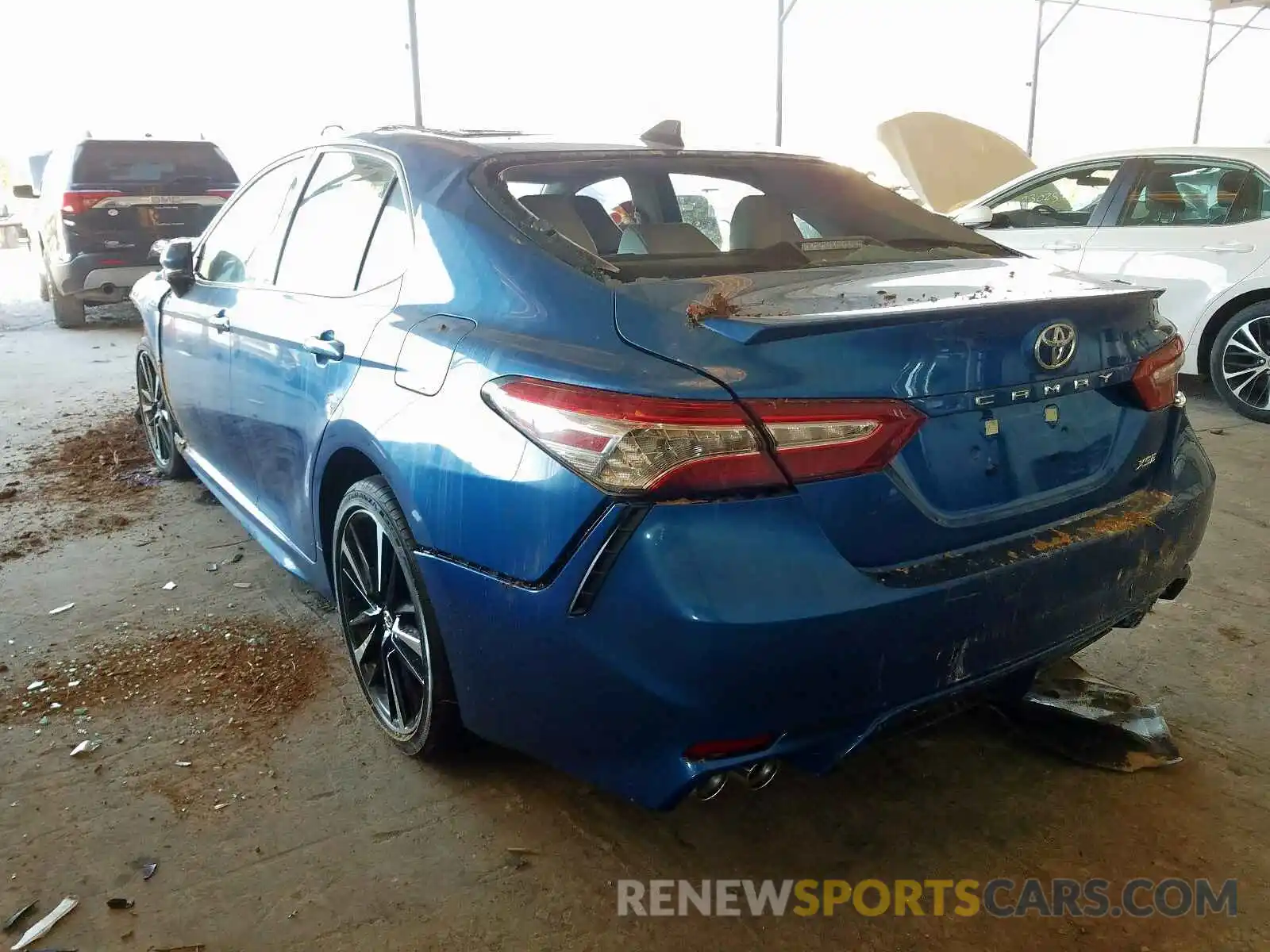 3 Photograph of a damaged car 4T1K61AK0LU343381 TOYOTA CAMRY 2020