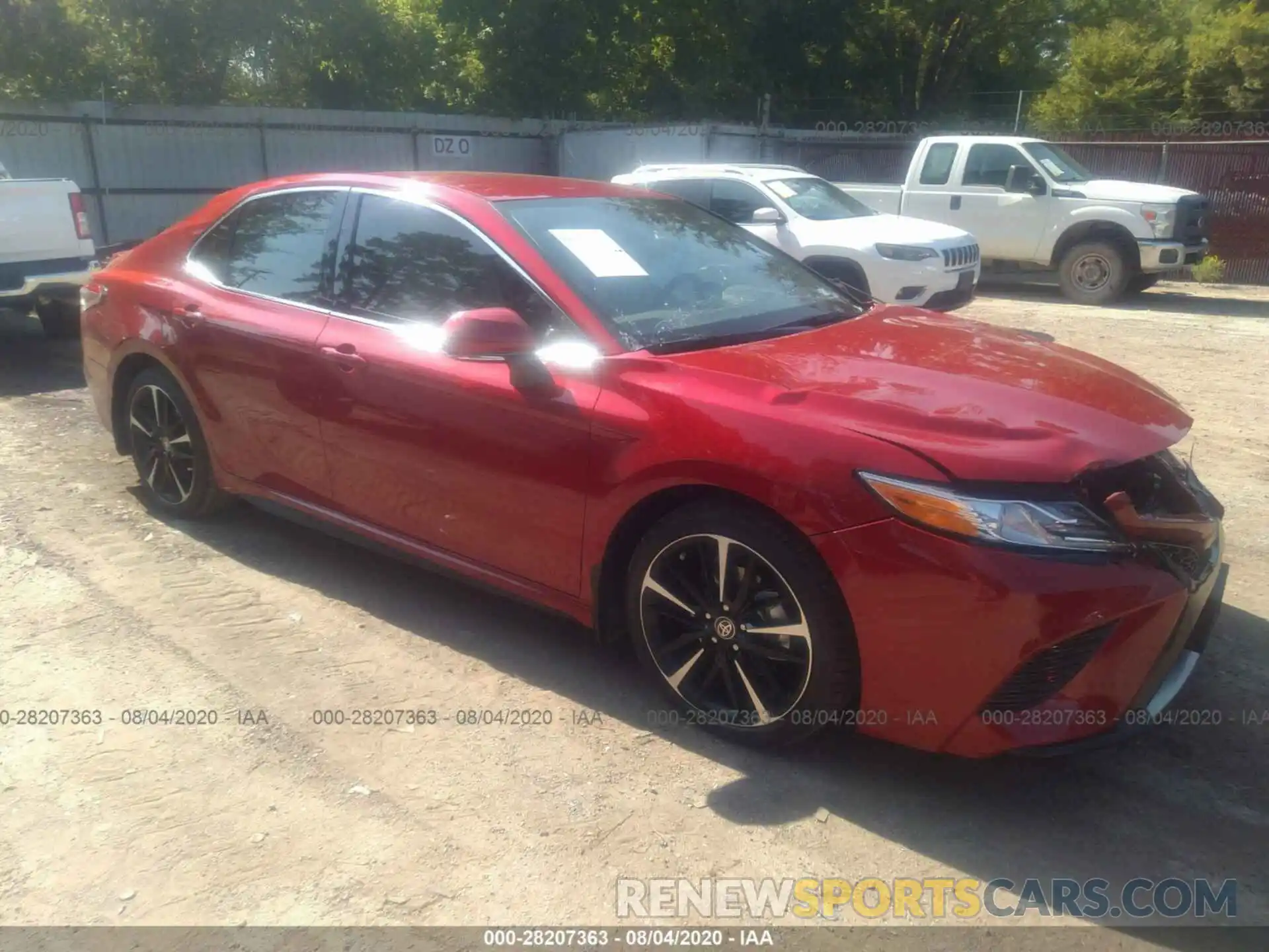 1 Photograph of a damaged car 4T1K61AK0LU370886 TOYOTA CAMRY 2020