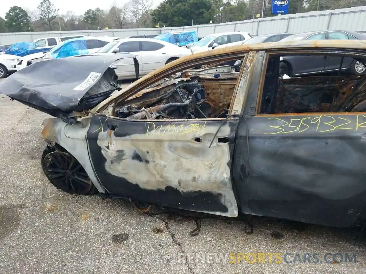 10 Photograph of a damaged car 4T1K61AK0LU383900 TOYOTA CAMRY 2020