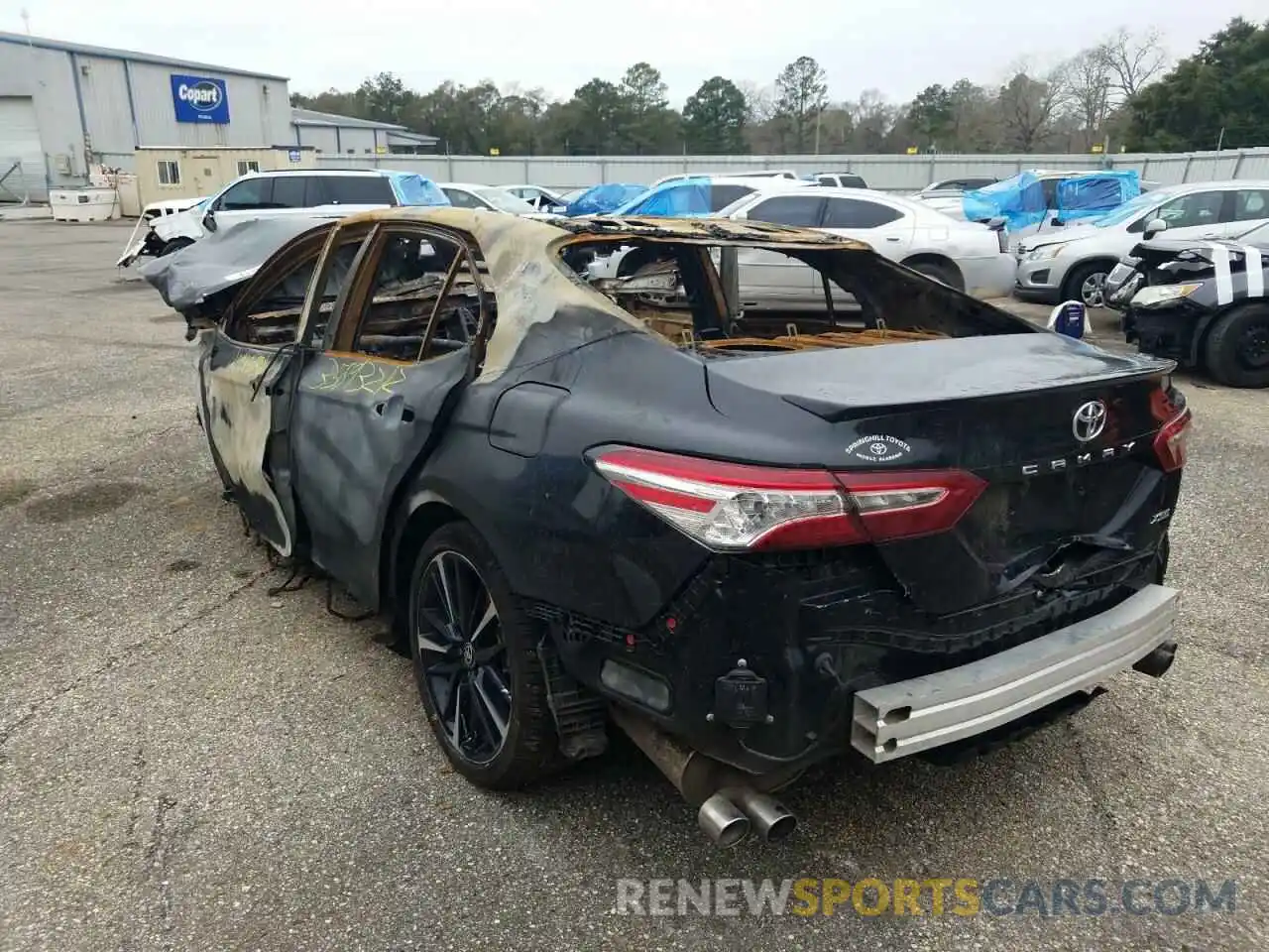 3 Photograph of a damaged car 4T1K61AK0LU383900 TOYOTA CAMRY 2020