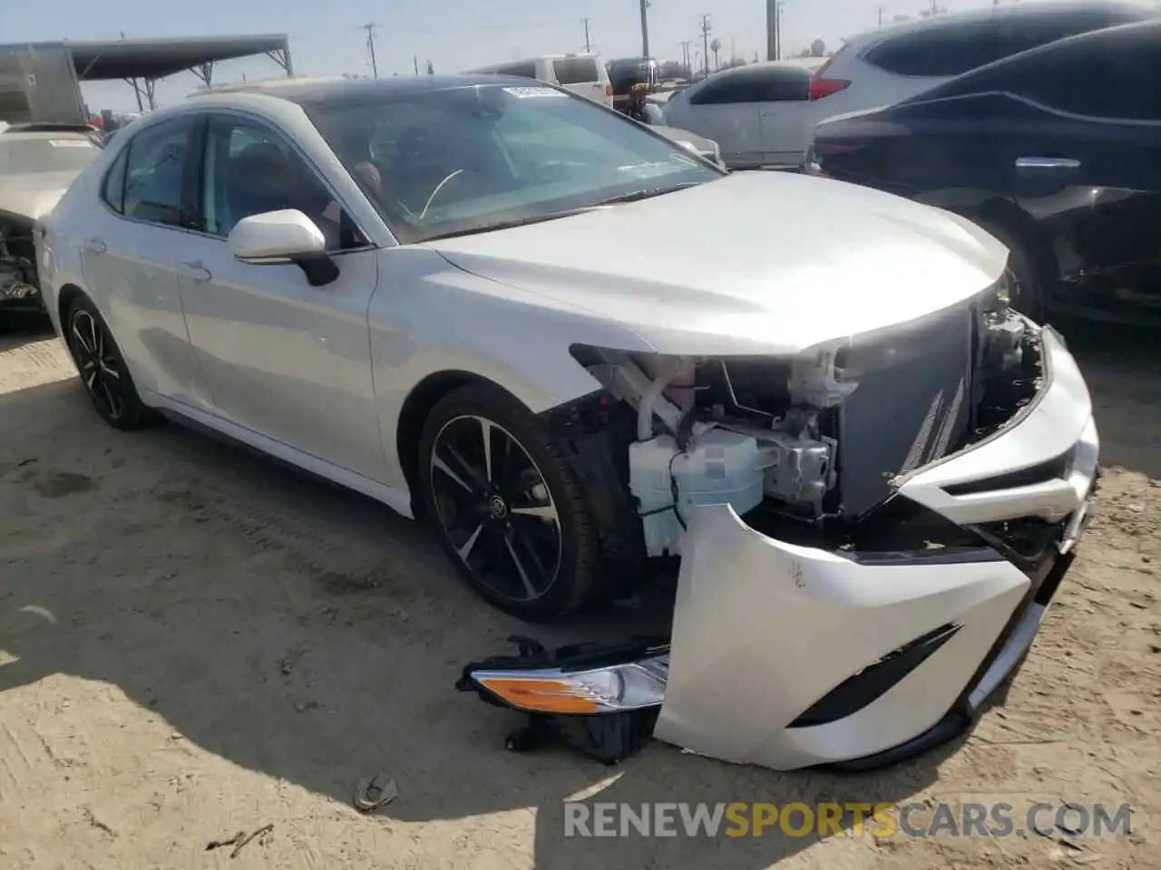 1 Photograph of a damaged car 4T1K61AK0LU384187 TOYOTA CAMRY 2020