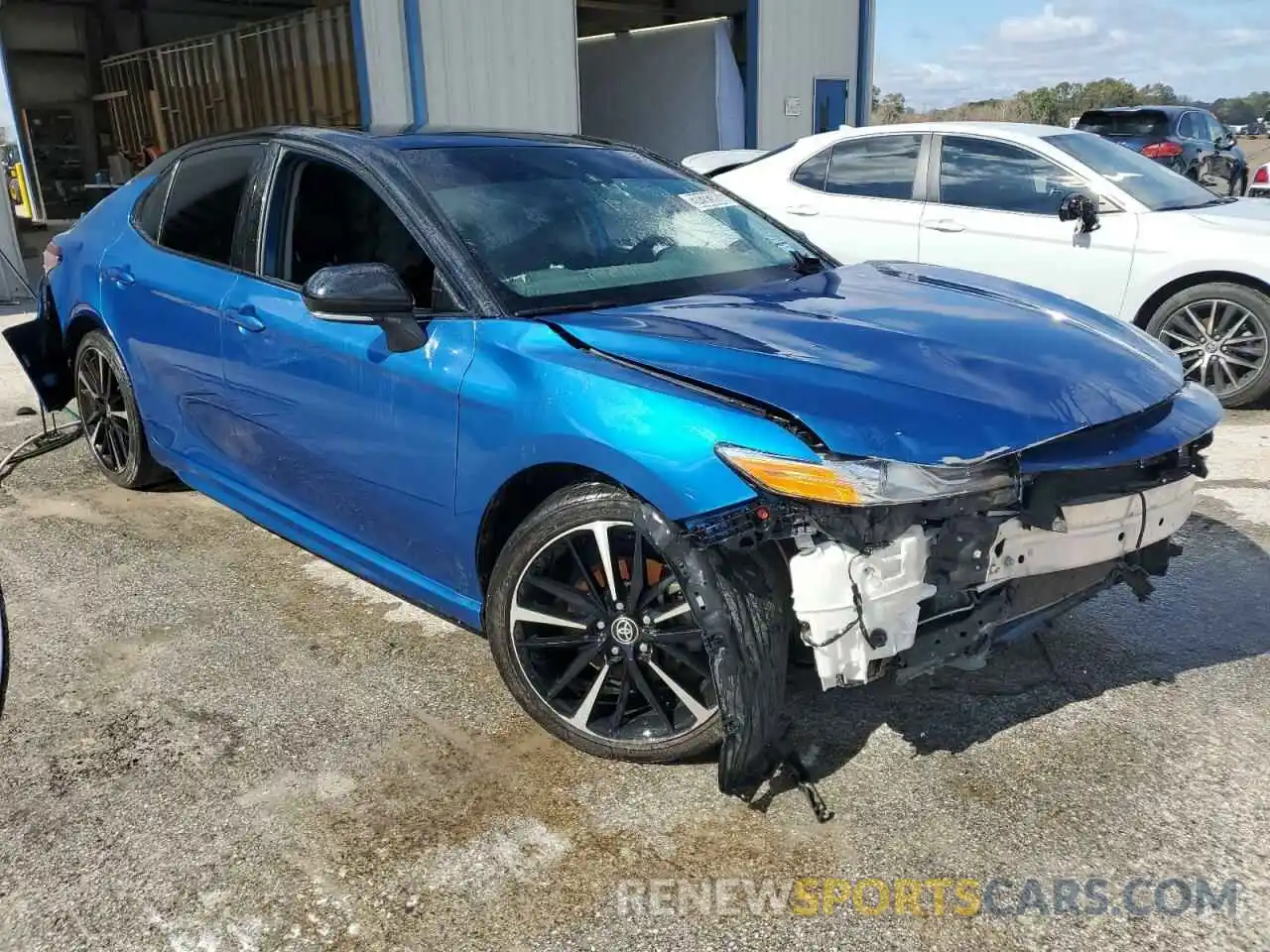 4 Photograph of a damaged car 4T1K61AK0LU384299 TOYOTA CAMRY 2020