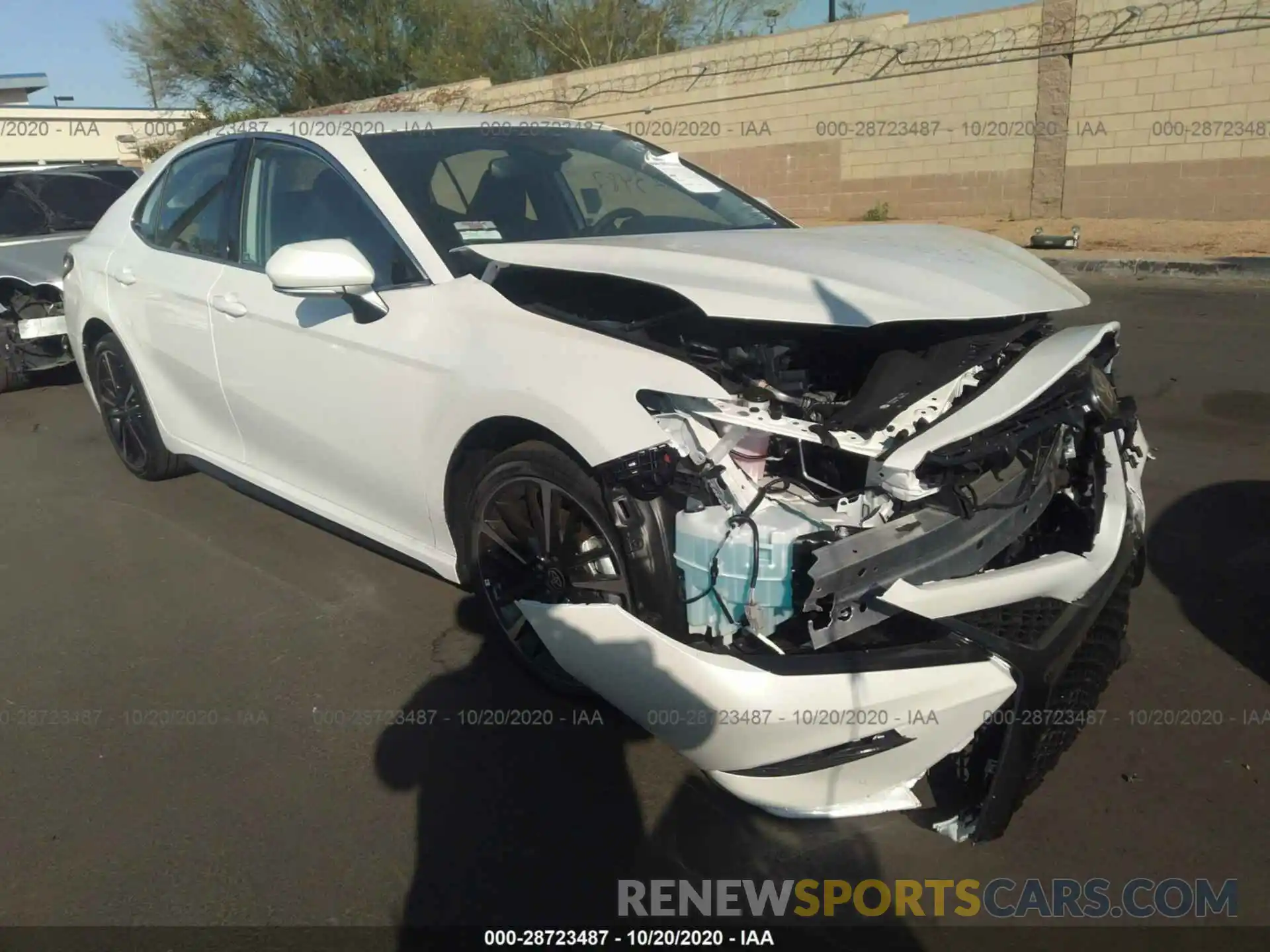 1 Photograph of a damaged car 4T1K61AK0LU394119 TOYOTA CAMRY 2020