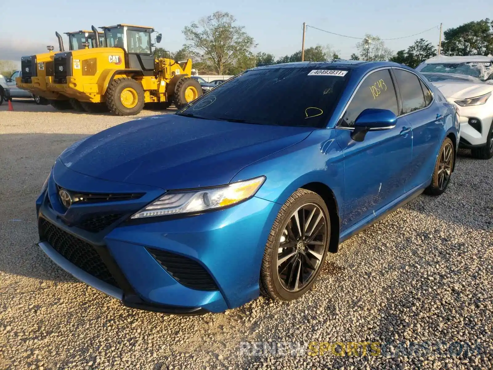 2 Photograph of a damaged car 4T1K61AK0LU400498 TOYOTA CAMRY 2020