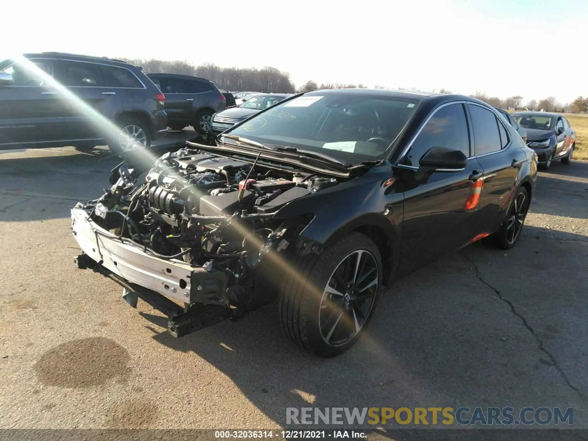 2 Photograph of a damaged car 4T1K61AK0LU923679 TOYOTA CAMRY 2020