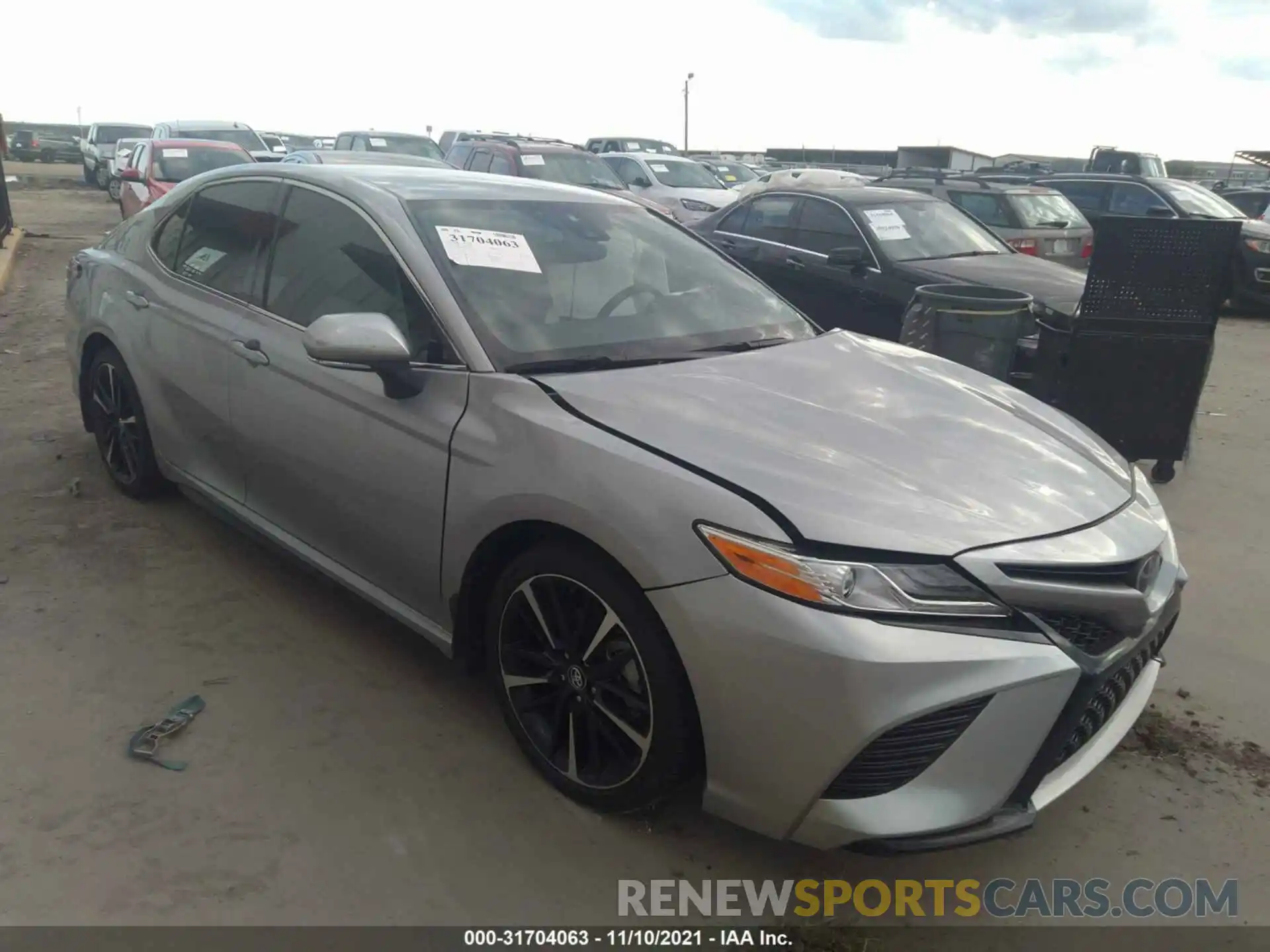 1 Photograph of a damaged car 4T1K61AK0LU932740 TOYOTA CAMRY 2020