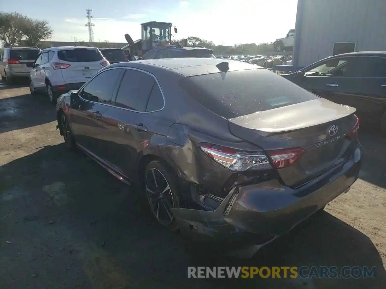 3 Photograph of a damaged car 4T1K61AK0LU941647 TOYOTA CAMRY 2020