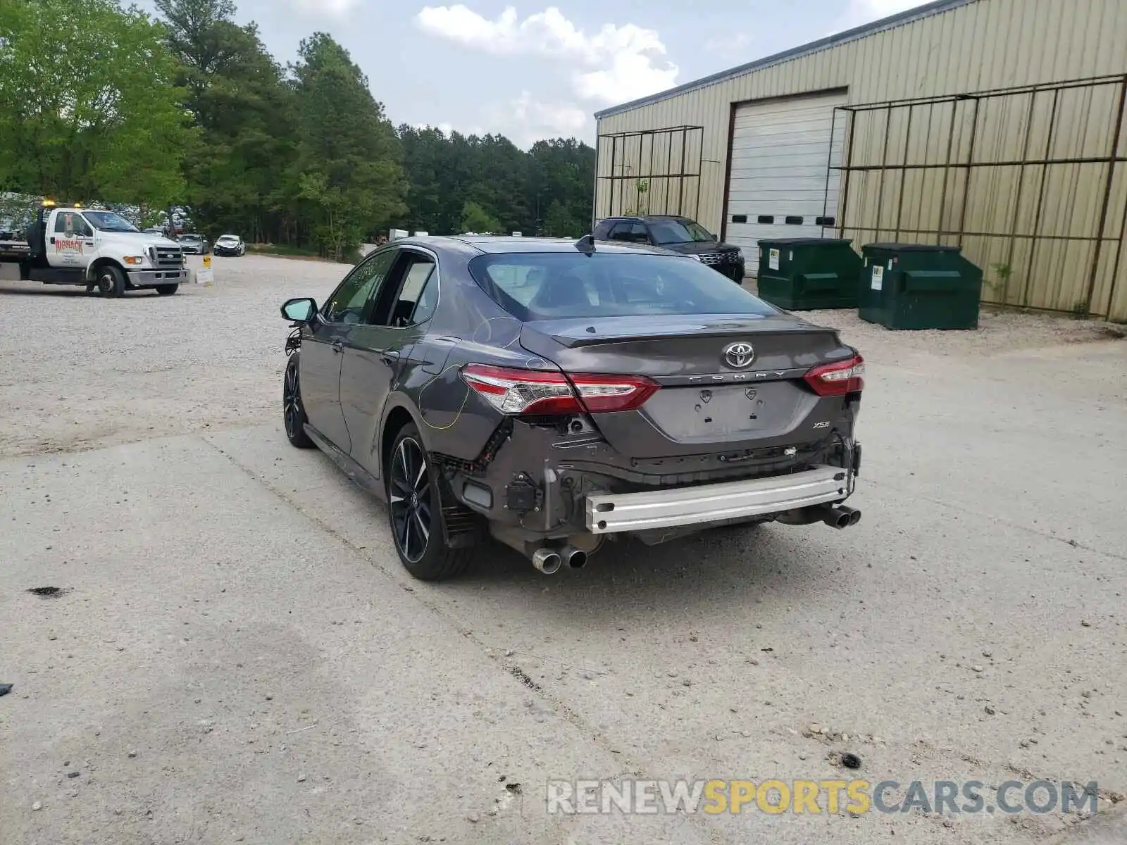 3 Photograph of a damaged car 4T1K61AK0LU957699 TOYOTA CAMRY 2020