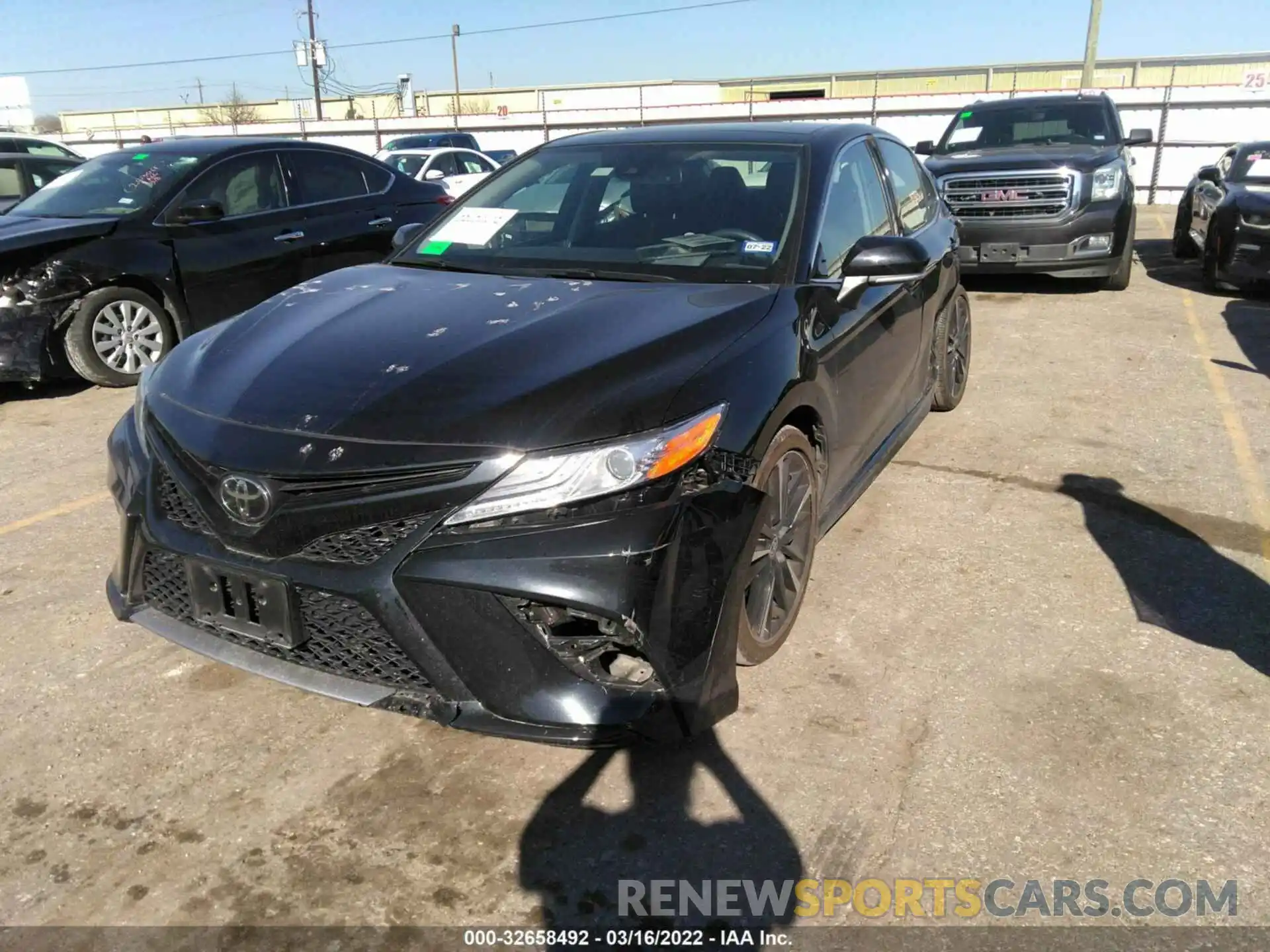 2 Photograph of a damaged car 4T1K61AK0LU963986 TOYOTA CAMRY 2020