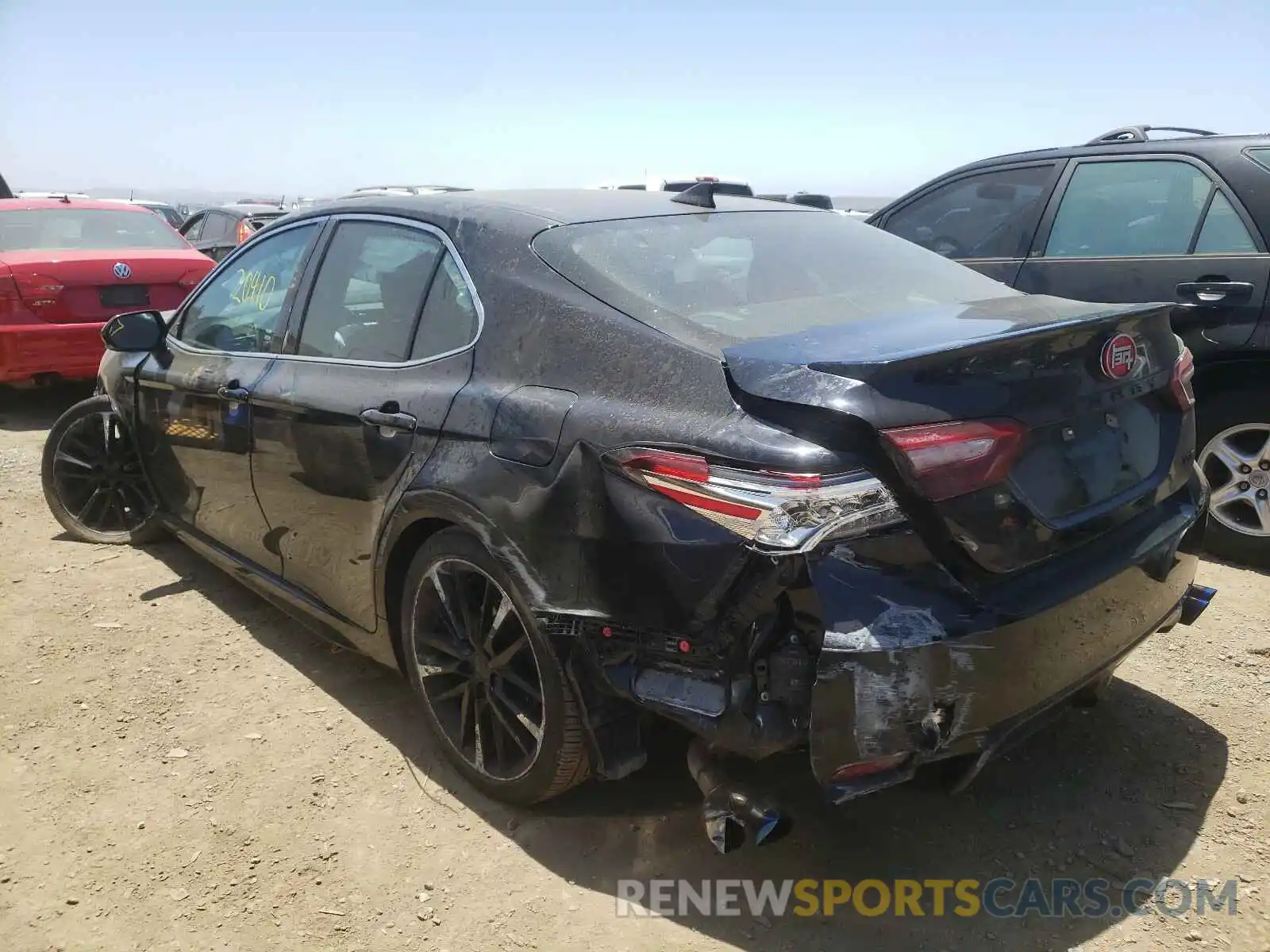 3 Photograph of a damaged car 4T1K61AK0LU965172 TOYOTA CAMRY 2020