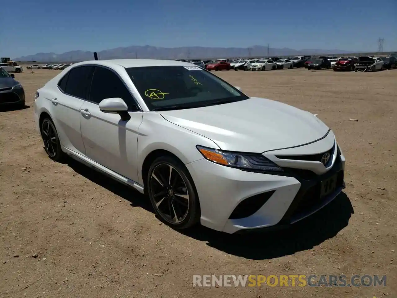 1 Photograph of a damaged car 4T1K61AK0LU983770 TOYOTA CAMRY 2020