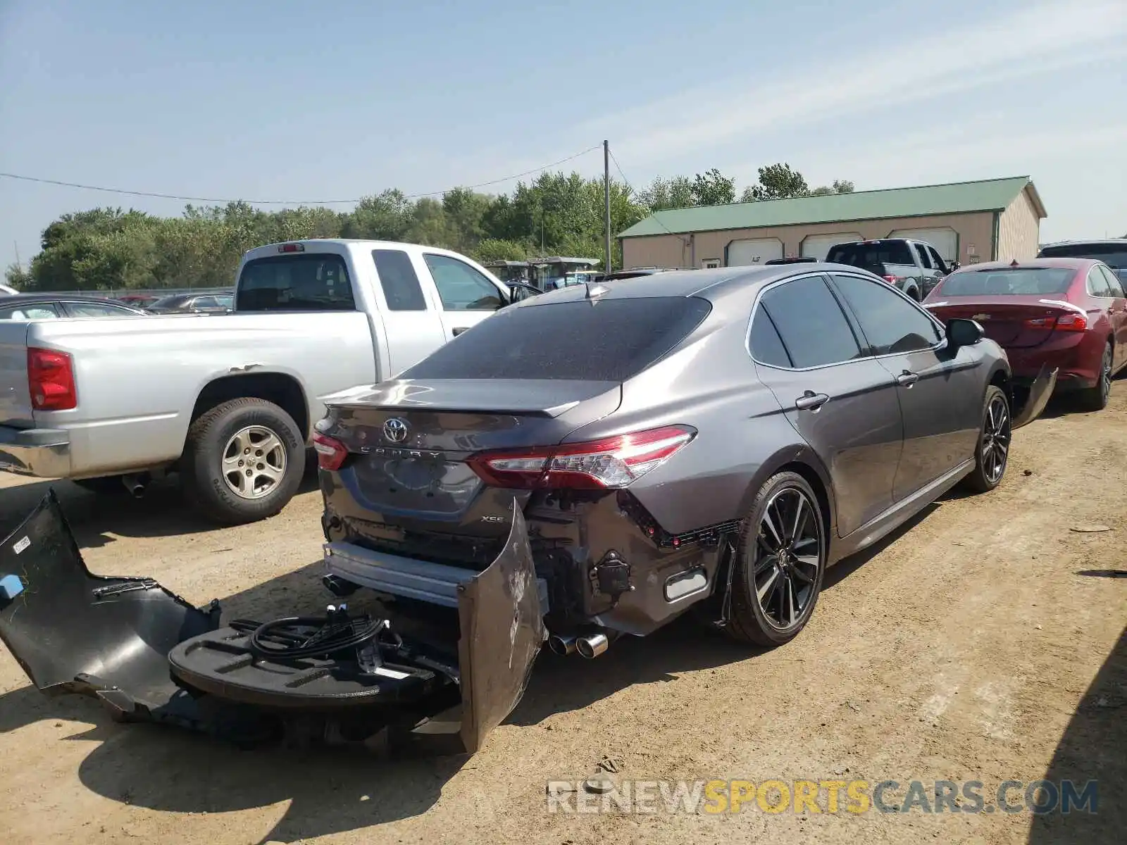 4 Photograph of a damaged car 4T1K61AK0LU990265 TOYOTA CAMRY 2020