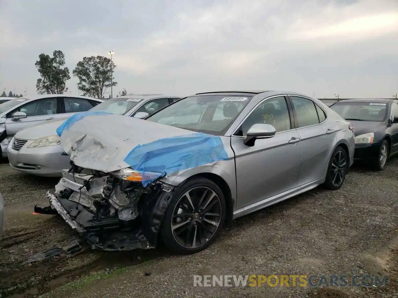 2 Photograph of a damaged car 4T1K61AK0LU999225 TOYOTA CAMRY 2020