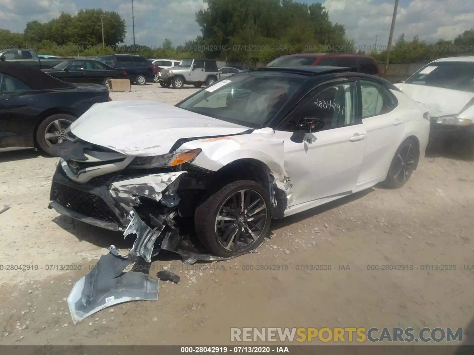 2 Photograph of a damaged car 4T1K61AK1LU306582 TOYOTA CAMRY 2020