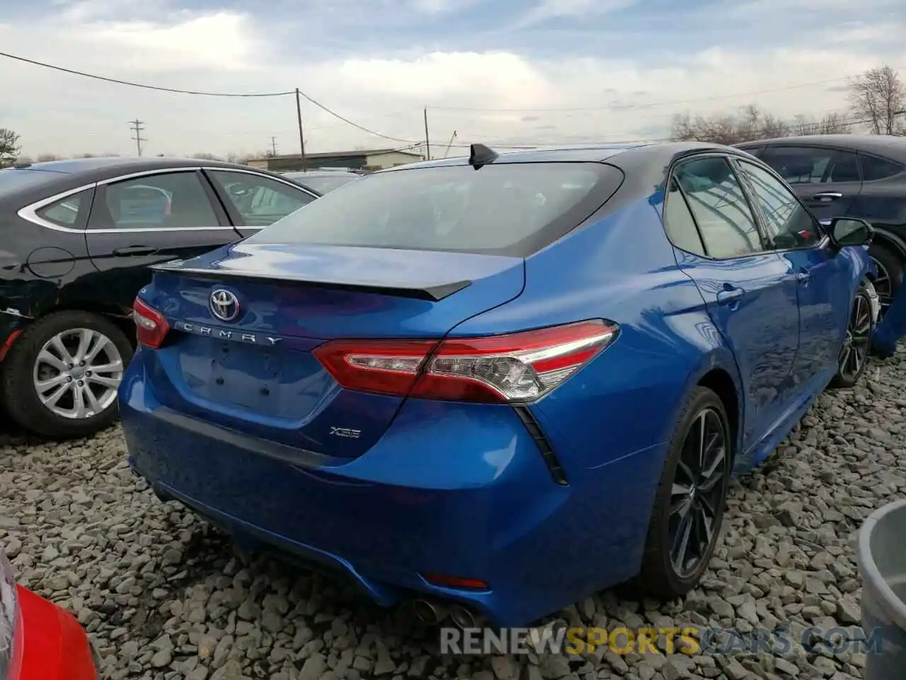 4 Photograph of a damaged car 4T1K61AK1LU311104 TOYOTA CAMRY 2020