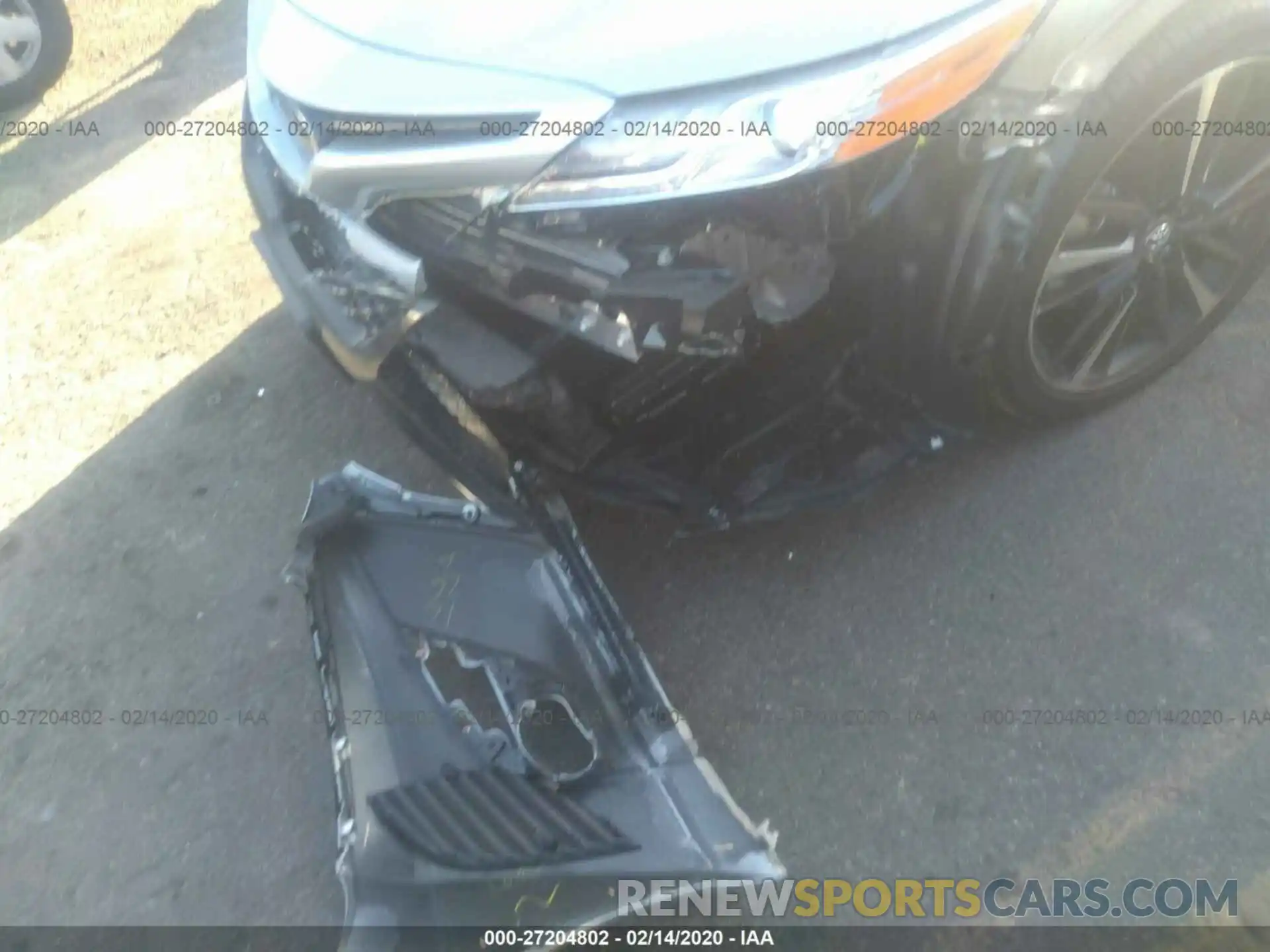 6 Photograph of a damaged car 4T1K61AK1LU318098 TOYOTA CAMRY 2020