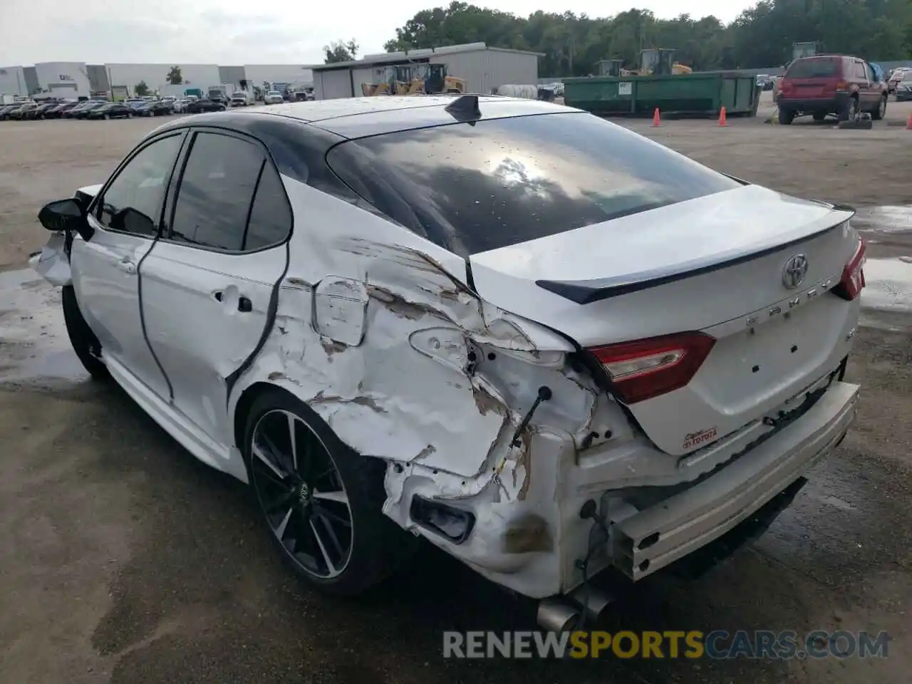 3 Photograph of a damaged car 4T1K61AK1LU318537 TOYOTA CAMRY 2020