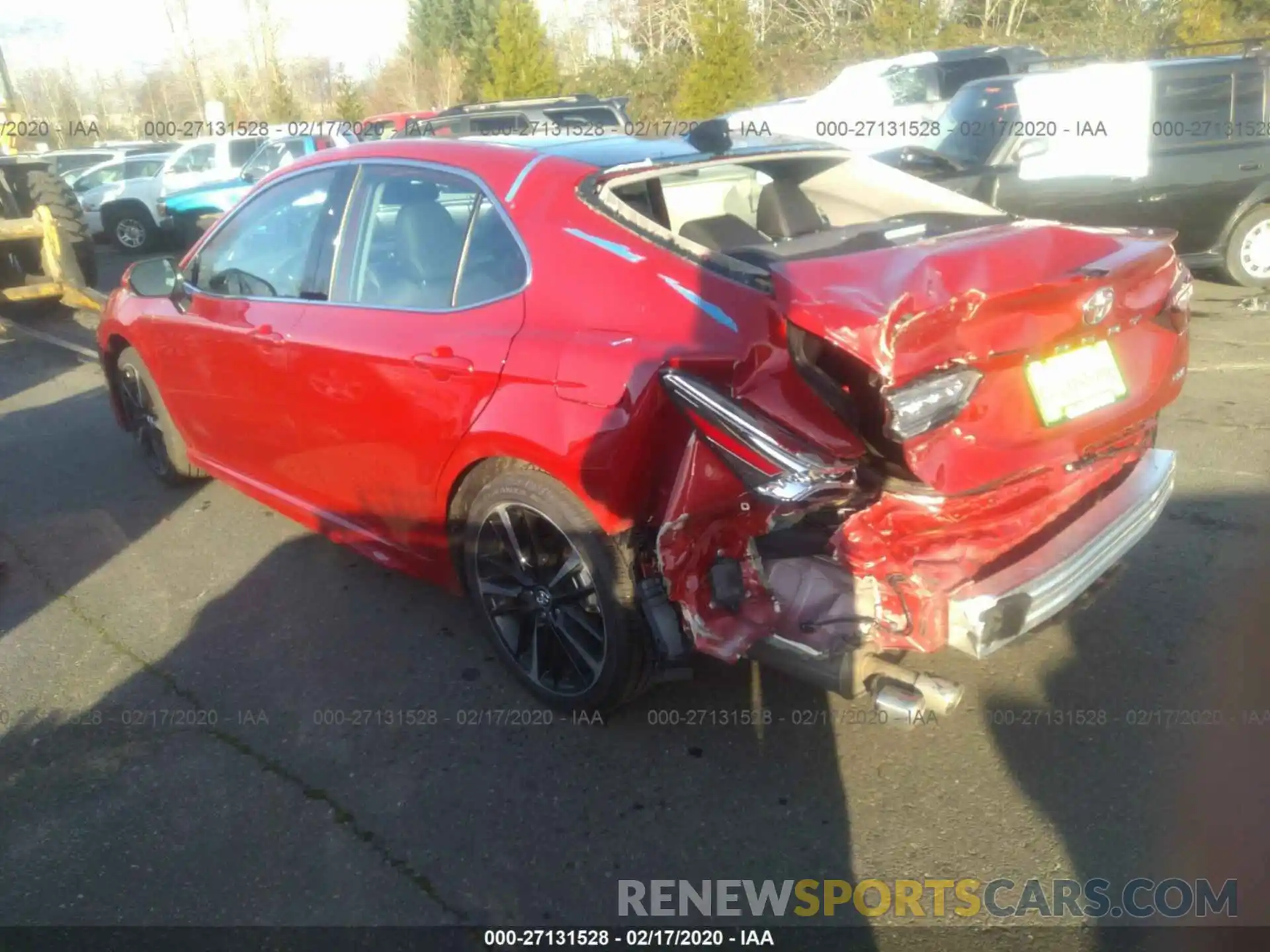 3 Photograph of a damaged car 4T1K61AK1LU326508 TOYOTA CAMRY 2020