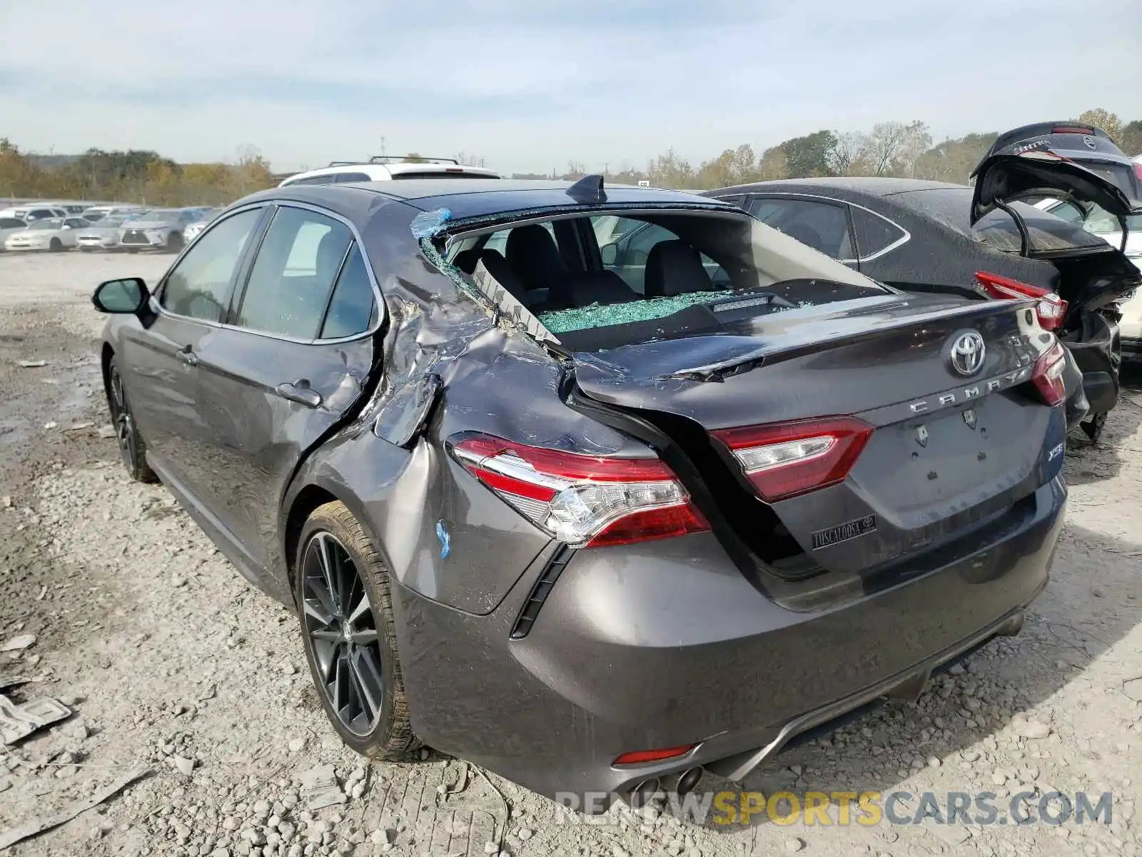 3 Photograph of a damaged car 4T1K61AK1LU328520 TOYOTA CAMRY 2020