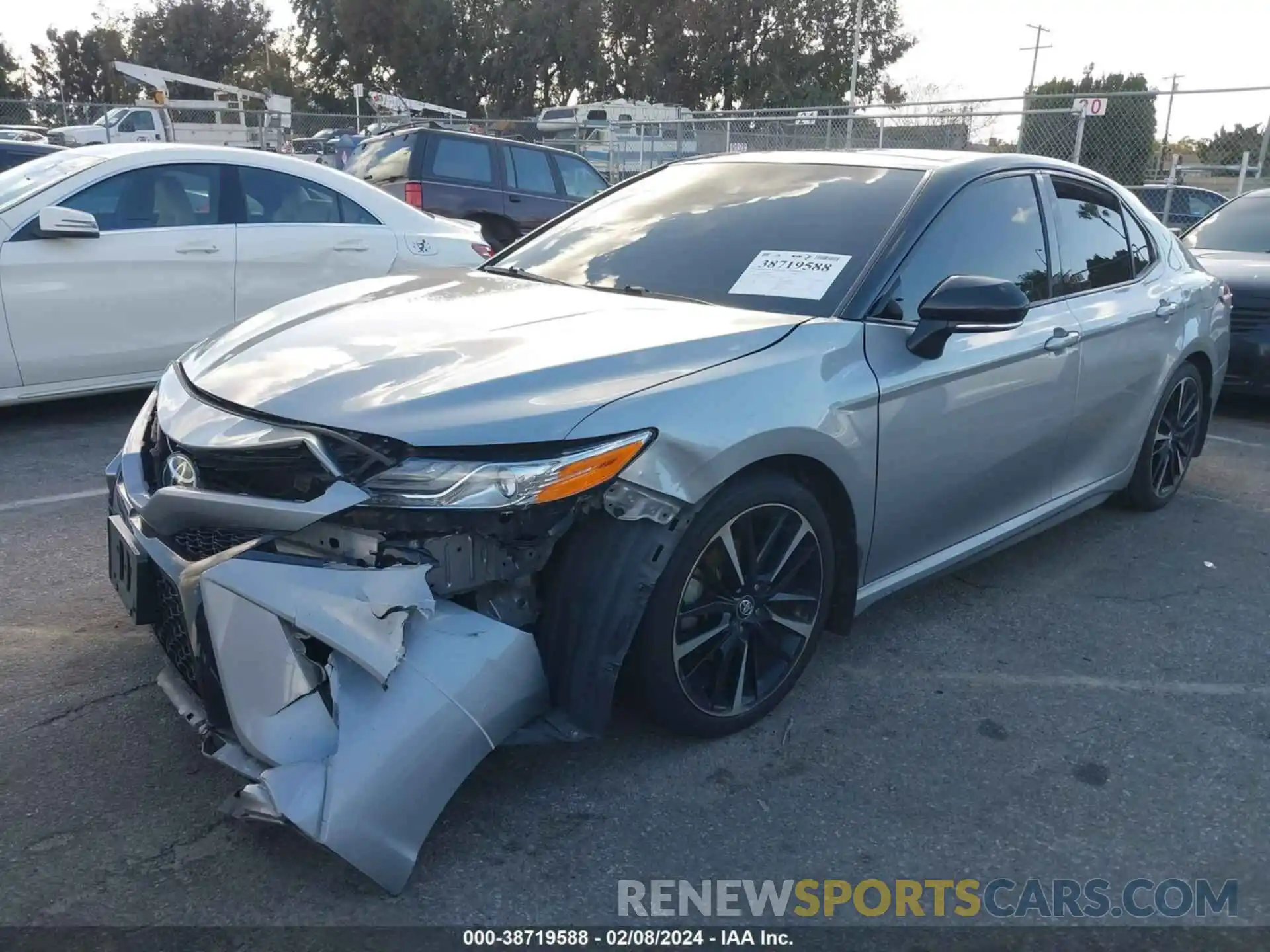 2 Photograph of a damaged car 4T1K61AK1LU328632 TOYOTA CAMRY 2020