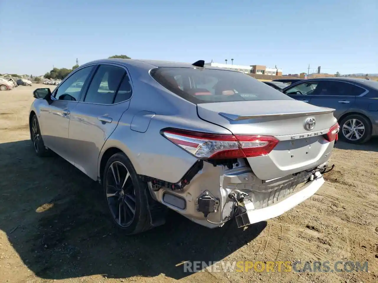 3 Photograph of a damaged car 4T1K61AK1LU363140 TOYOTA CAMRY 2020