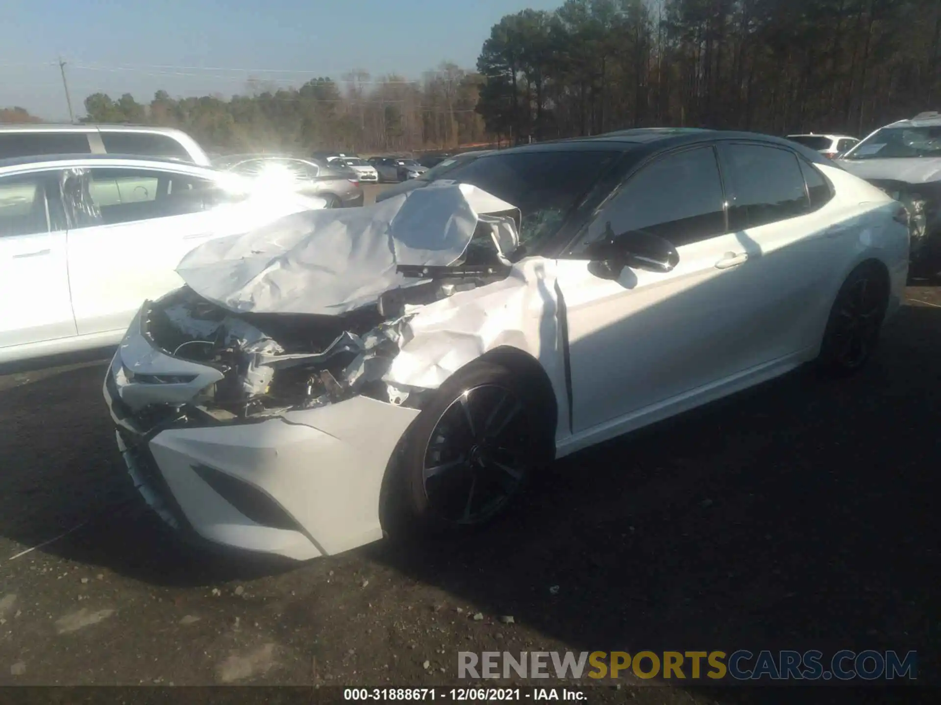 2 Photograph of a damaged car 4T1K61AK1LU368564 TOYOTA CAMRY 2020