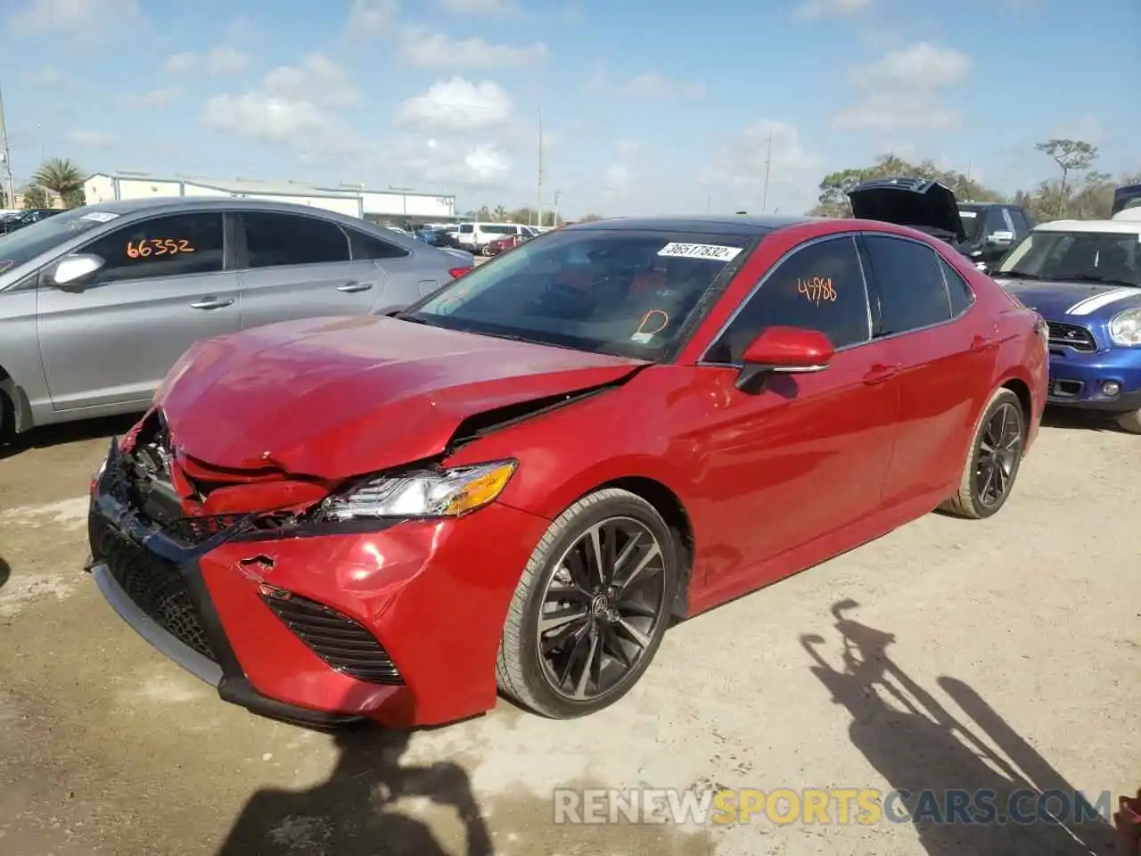 2 Photograph of a damaged car 4T1K61AK1LU377216 TOYOTA CAMRY 2020