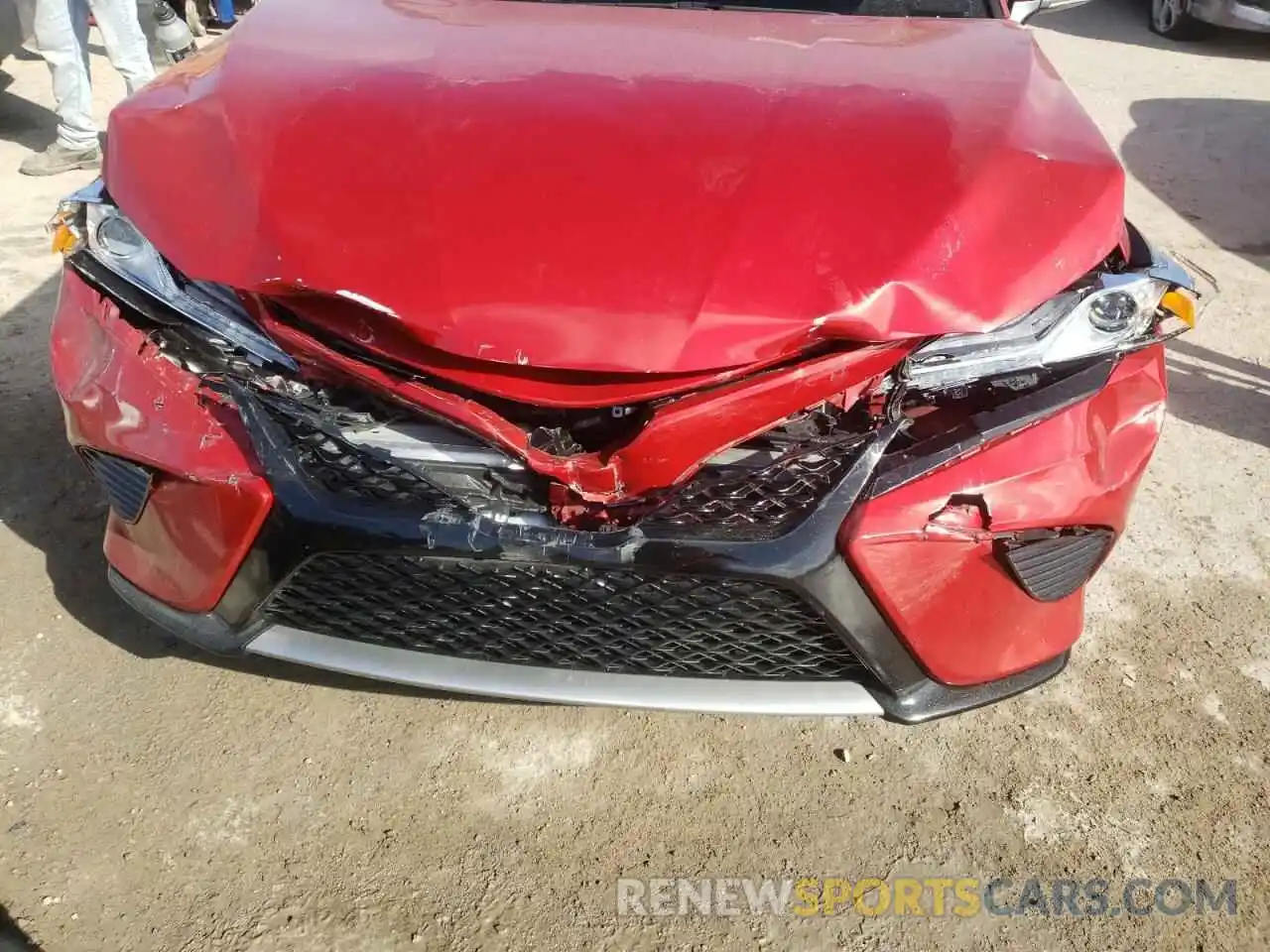 9 Photograph of a damaged car 4T1K61AK1LU377216 TOYOTA CAMRY 2020