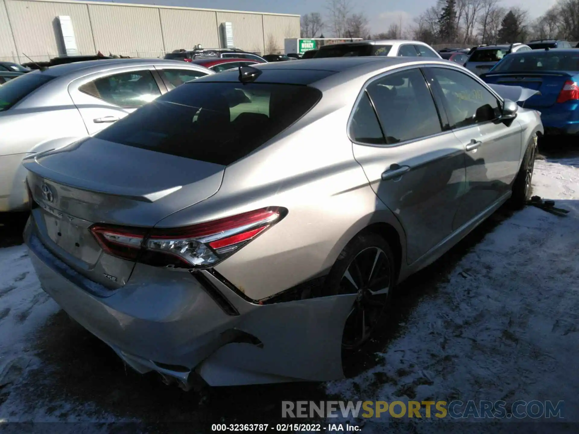 4 Photograph of a damaged car 4T1K61AK1LU394906 TOYOTA CAMRY 2020