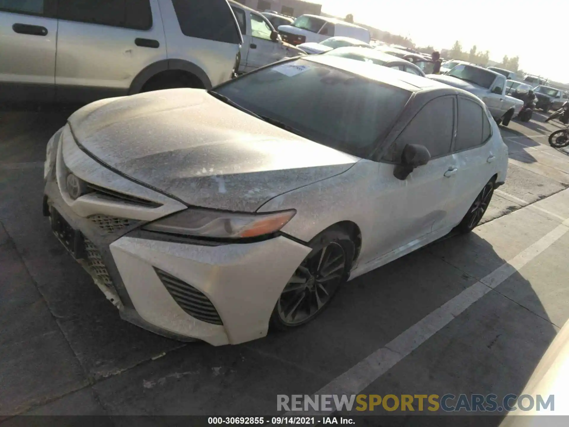 2 Photograph of a damaged car 4T1K61AK1LU400302 TOYOTA CAMRY 2020