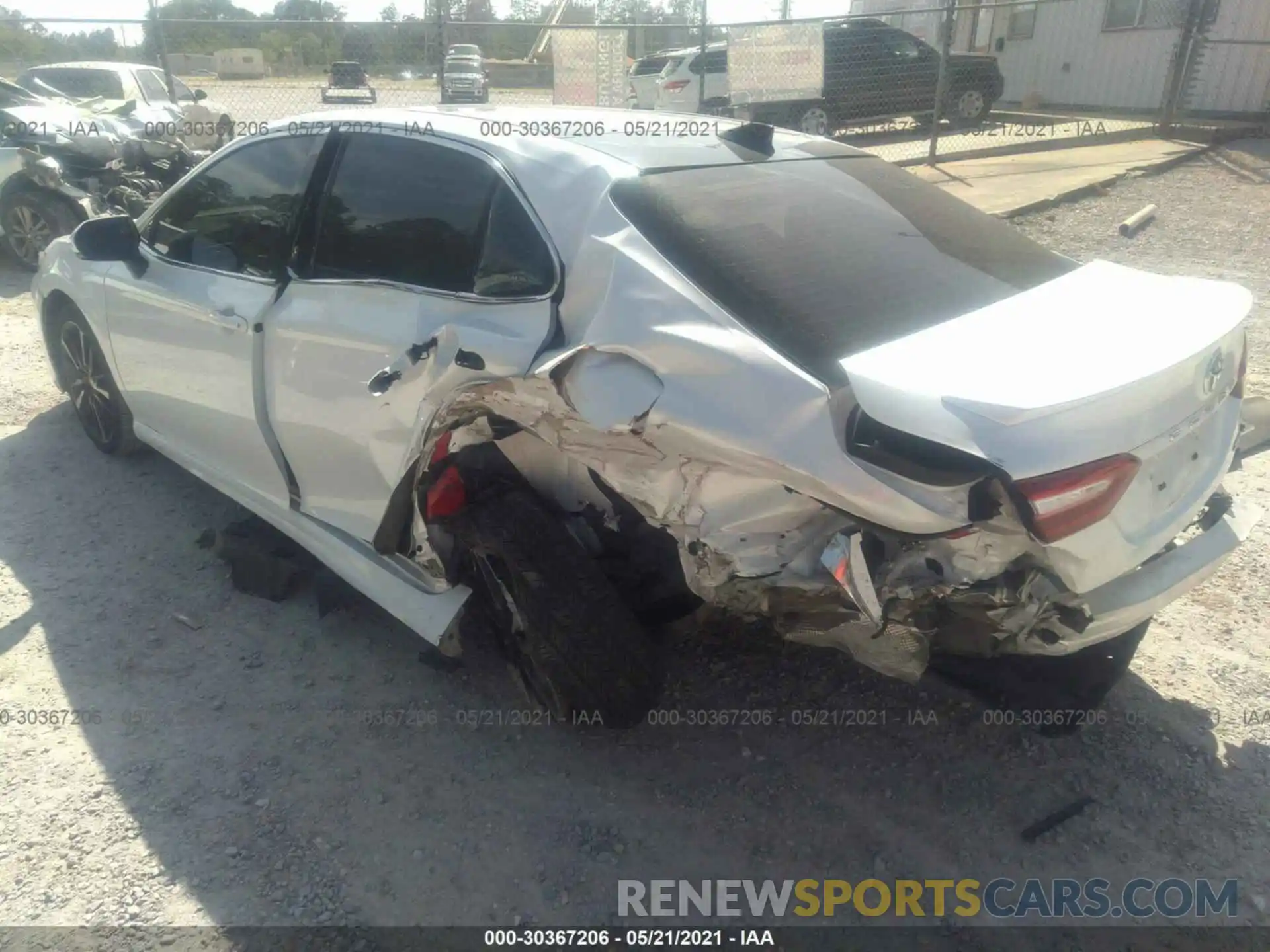 3 Photograph of a damaged car 4T1K61AK1LU501209 TOYOTA CAMRY 2020