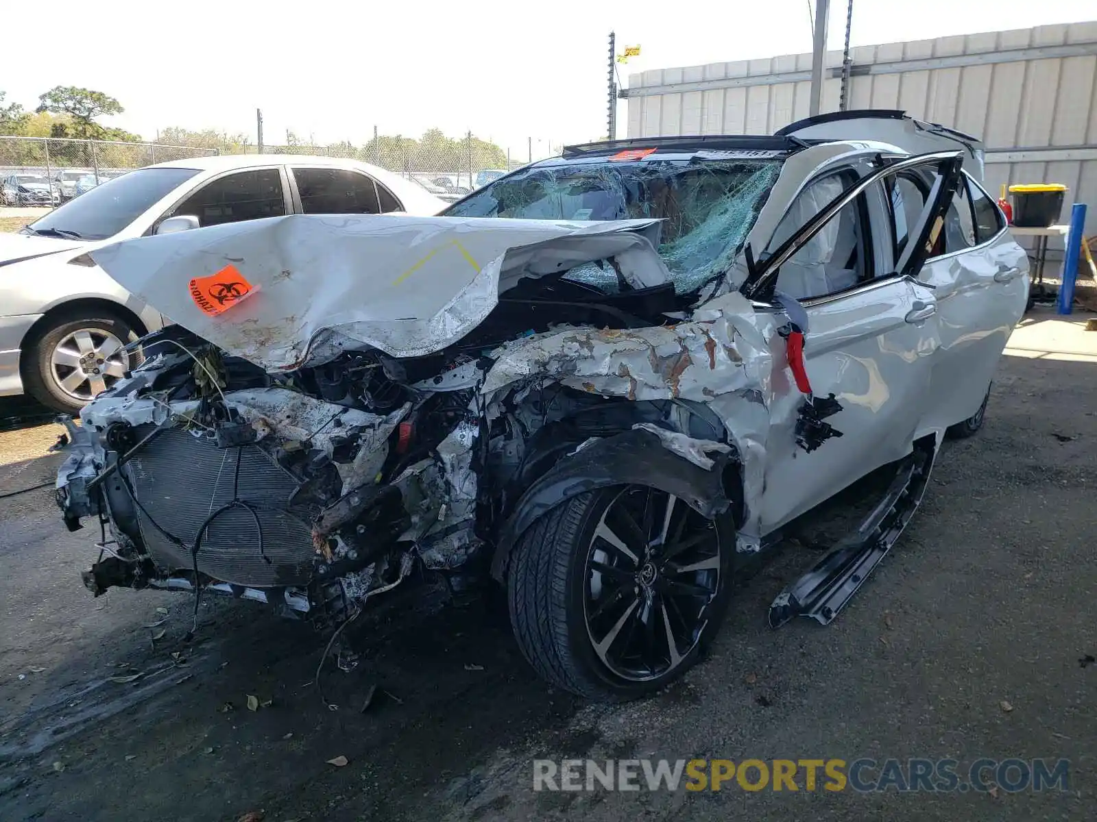 2 Photograph of a damaged car 4T1K61AK1LU505650 TOYOTA CAMRY 2020