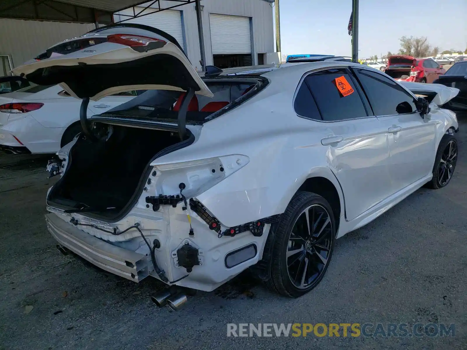 4 Photograph of a damaged car 4T1K61AK1LU505650 TOYOTA CAMRY 2020