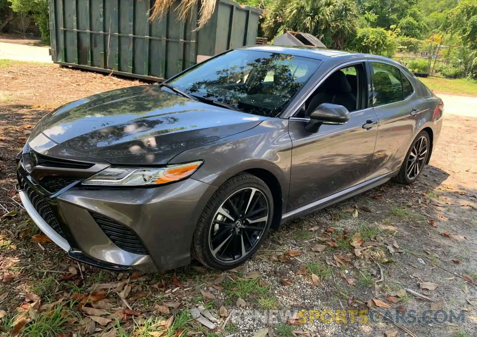 2 Photograph of a damaged car 4T1K61AK1LU901514 TOYOTA CAMRY 2020