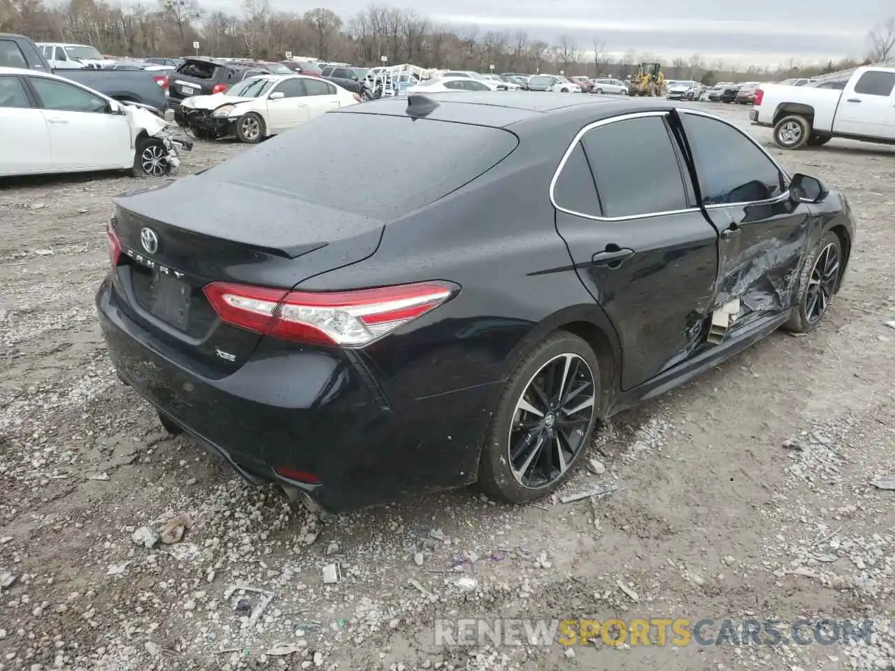 4 Photograph of a damaged car 4T1K61AK1LU902677 TOYOTA CAMRY 2020