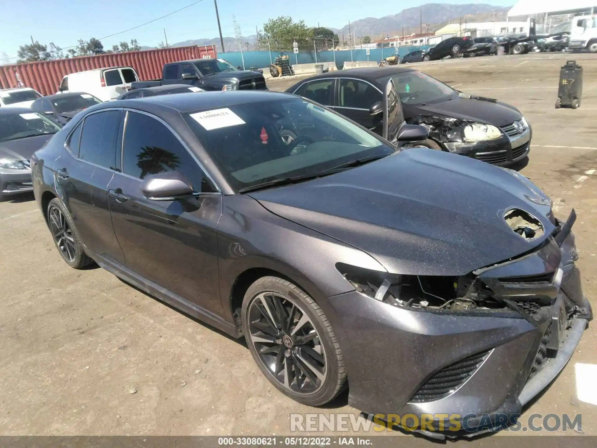 1 Photograph of a damaged car 4T1K61AK1LU974897 TOYOTA CAMRY 2020